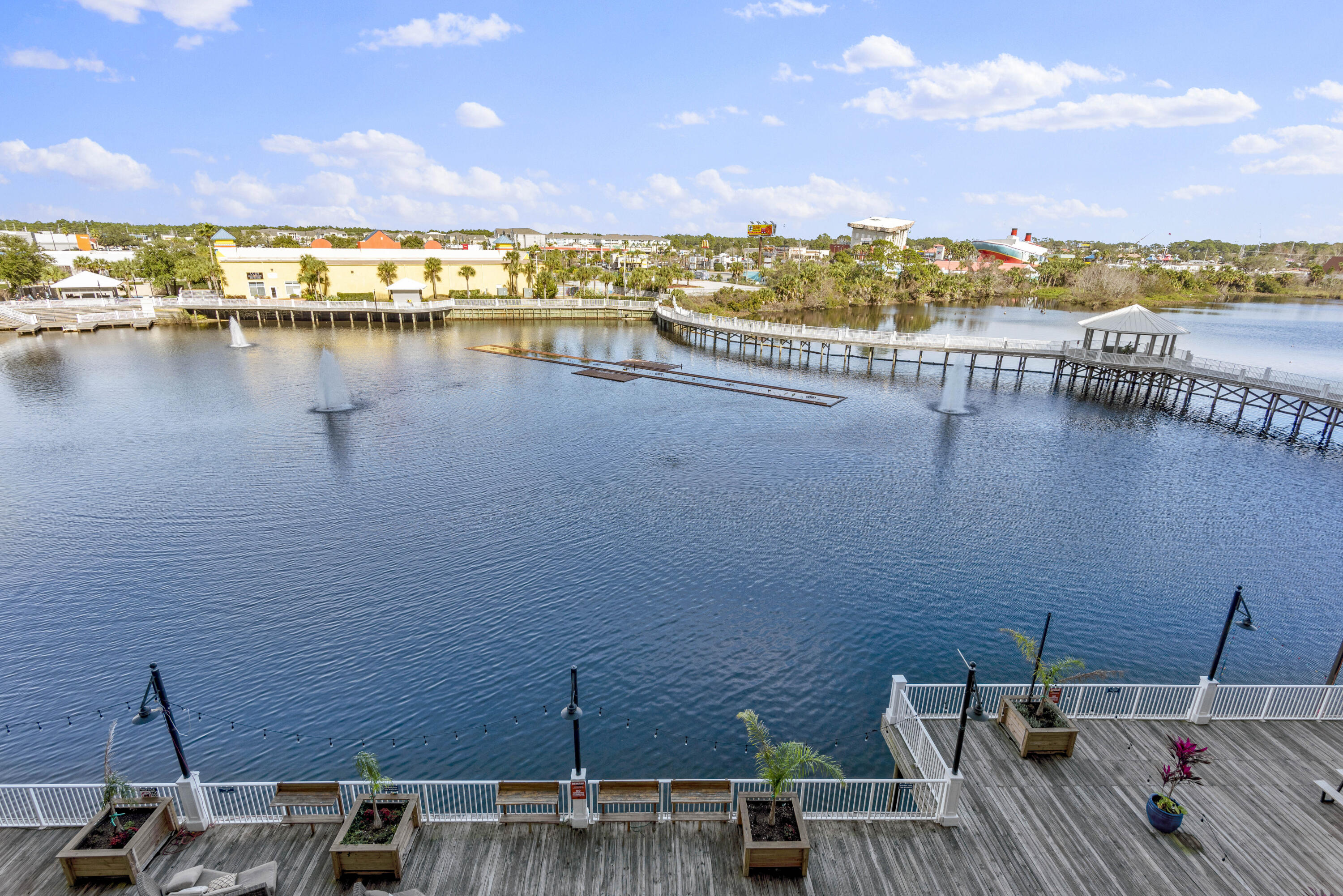 Laketown Wharf Phase II - Residential