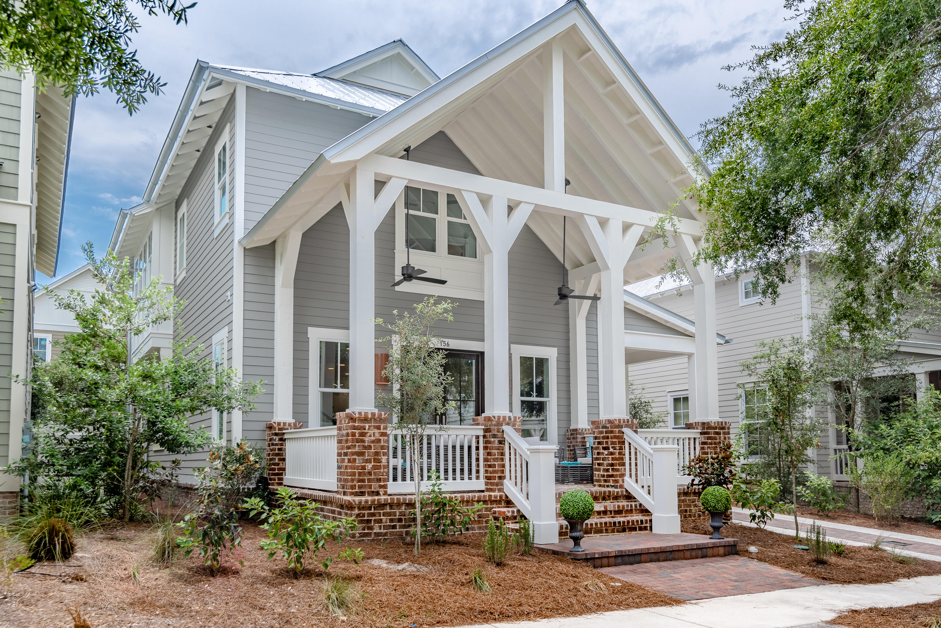 FOREST LAKES - Residential