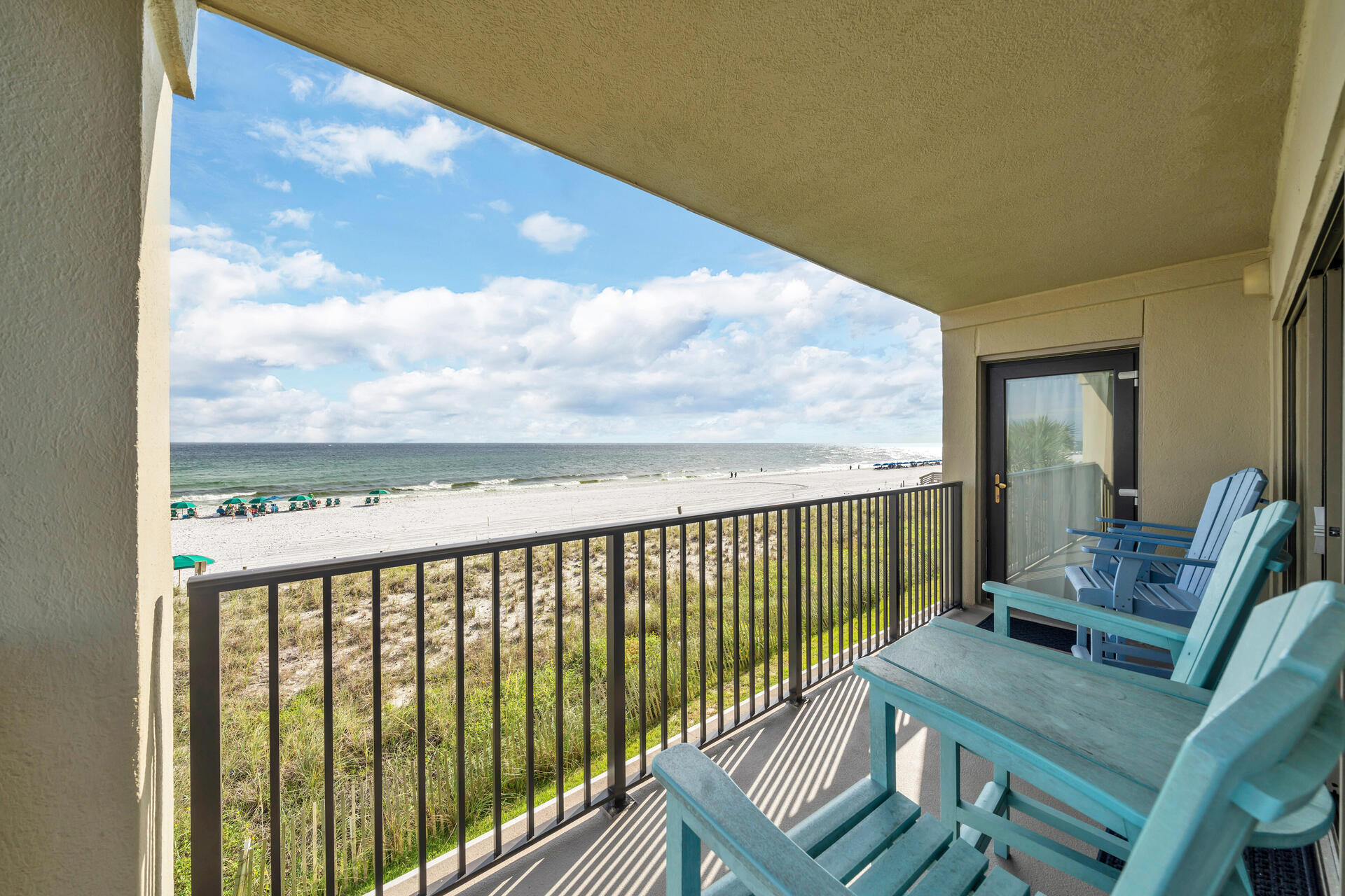 EMERALD TOWERS WEST CONDO - Residential