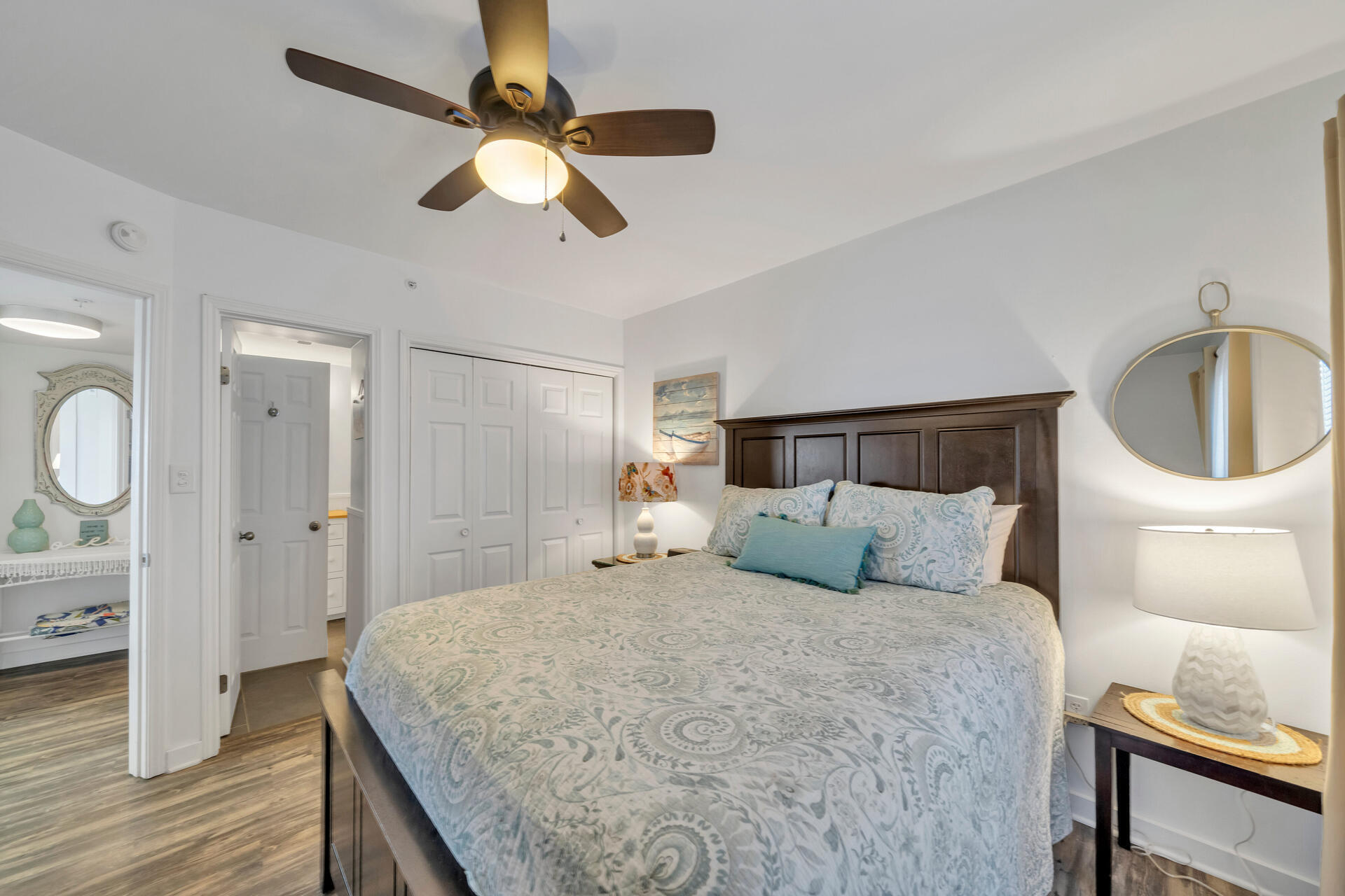 EMERALD TOWERS WEST CONDO - Residential