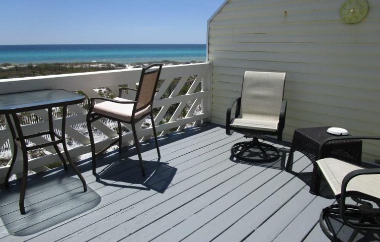 Shoreline 9 Townhouses - Residential