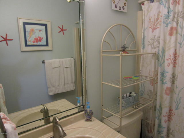 Shoreline 9 Townhouses - Residential