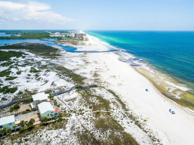 Shoreline 9 Townhouses - Residential