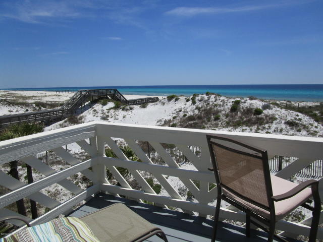 Shoreline 9 Townhouses - Residential