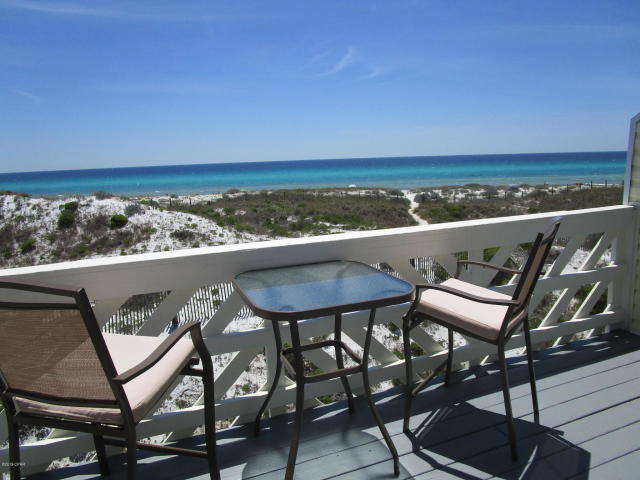 Shoreline 9 Townhouses - Residential