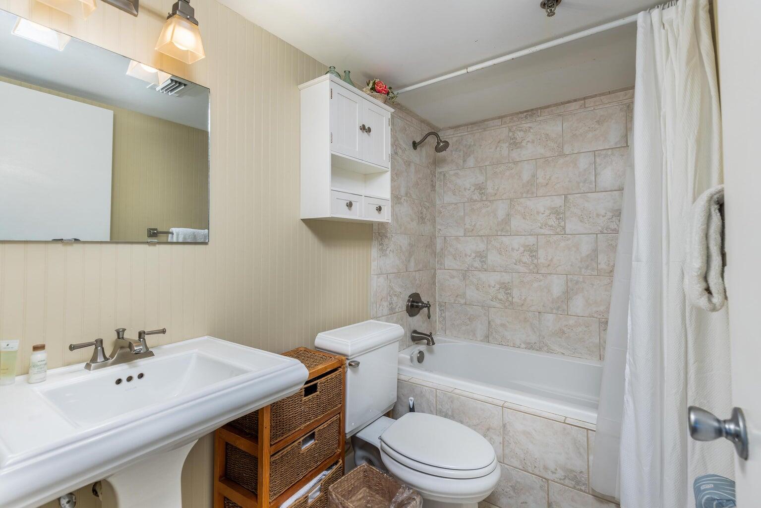 MAGNOLIA HOUSE - Residential