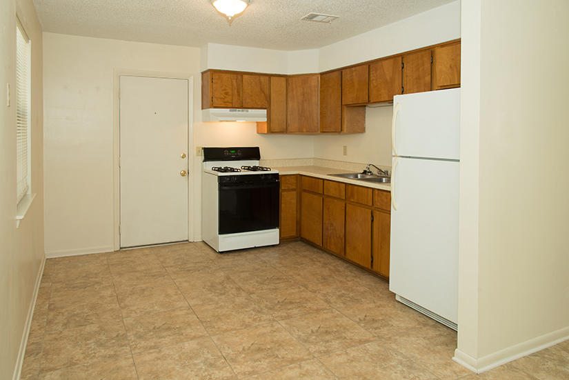 FOREST HEIGHTS - Residential Lease