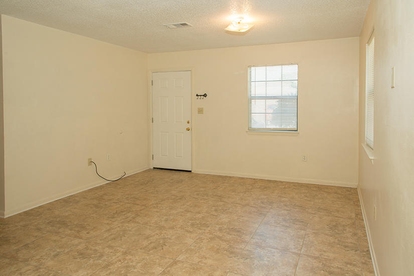 FOREST HEIGHTS - Residential Lease