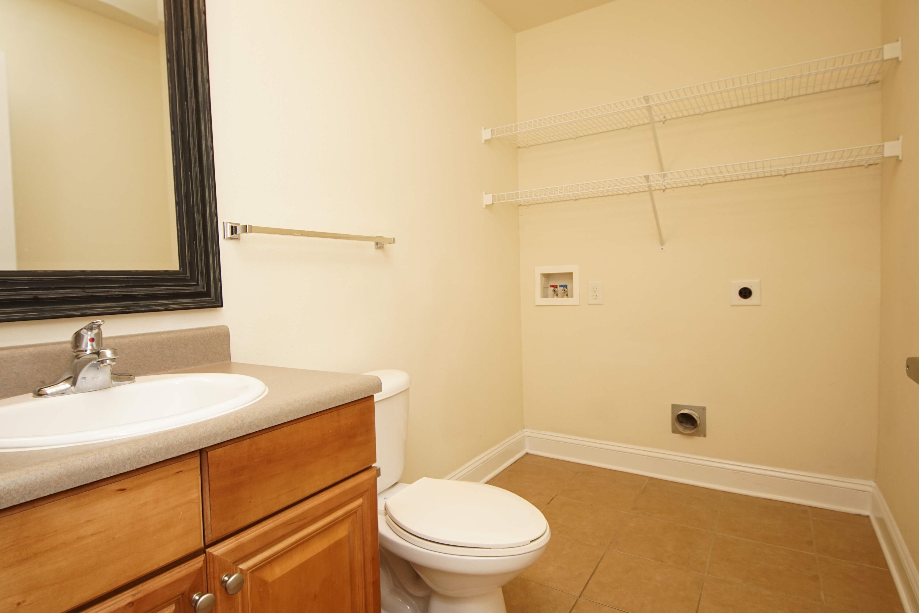 EAGLES LANDING S/D - Residential Lease