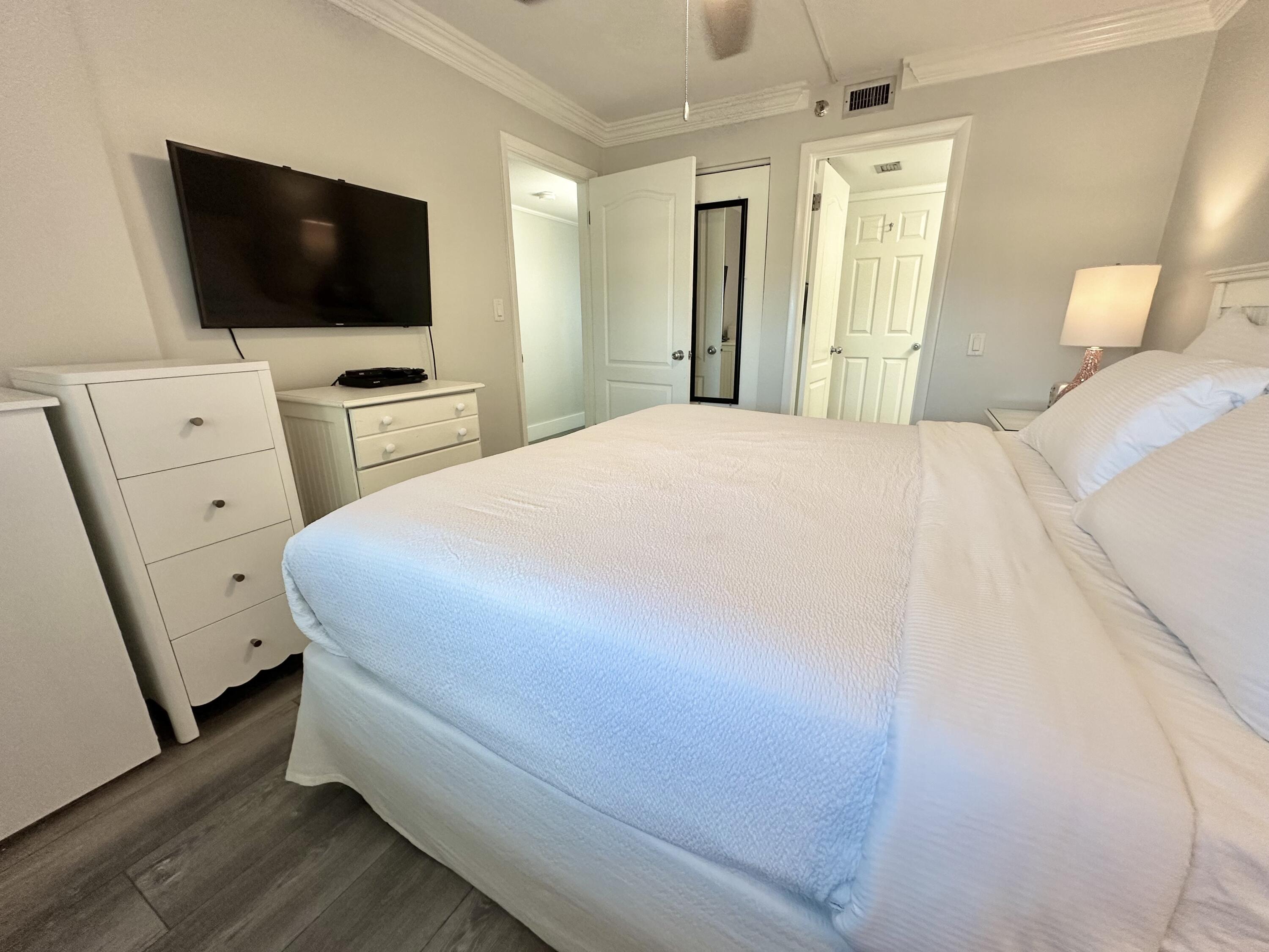 SUNDESTIN INTERNATIONAL CONDO - Residential