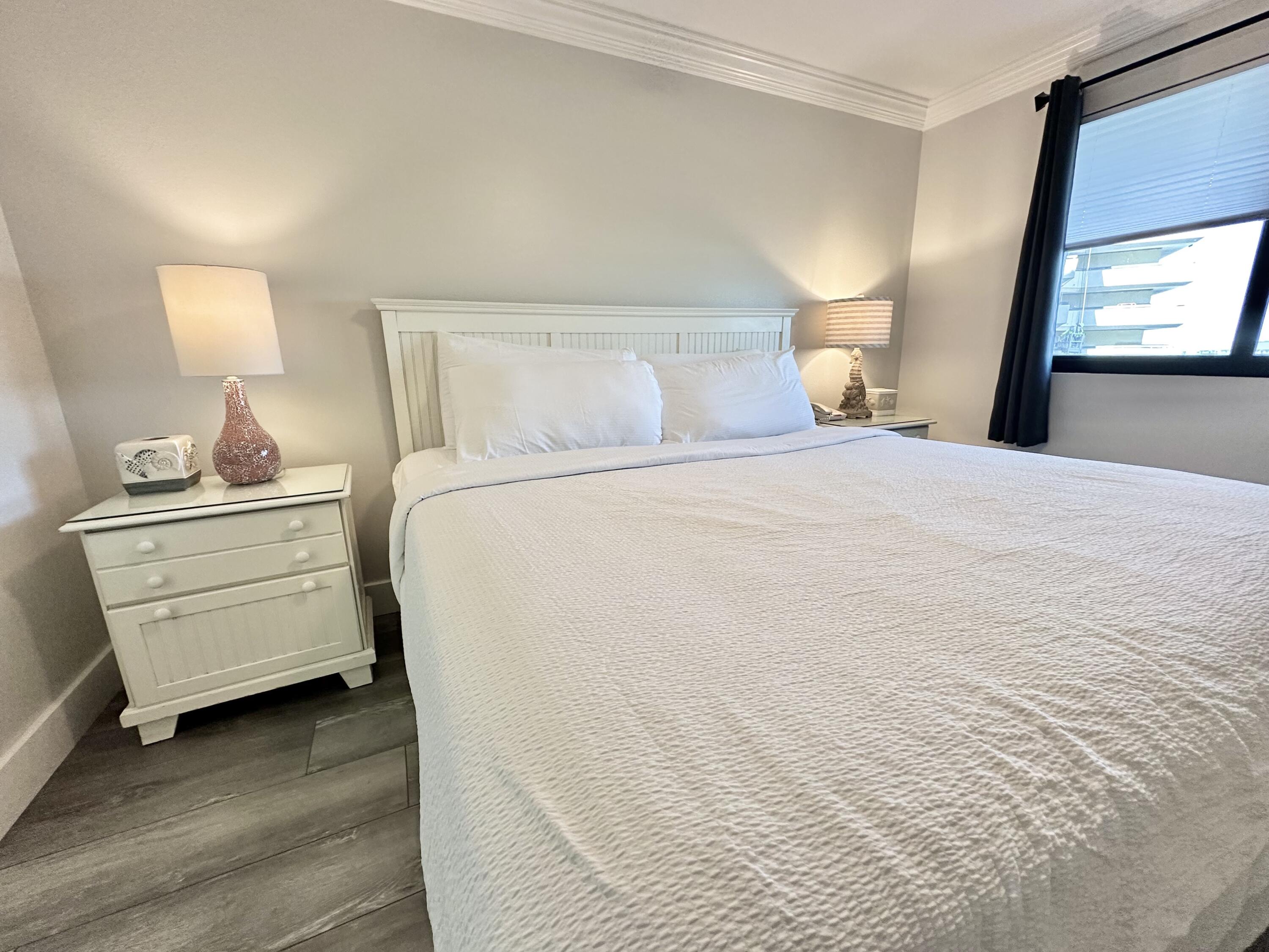 SUNDESTIN INTERNATIONAL CONDO - Residential