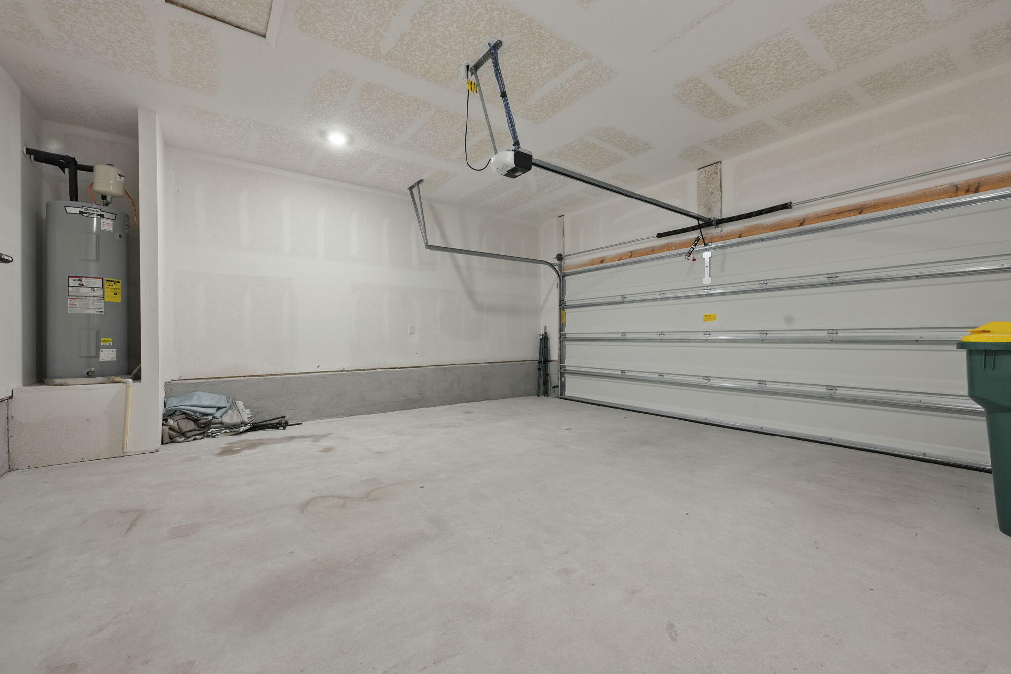 ASHTIN ESTATES - Residential