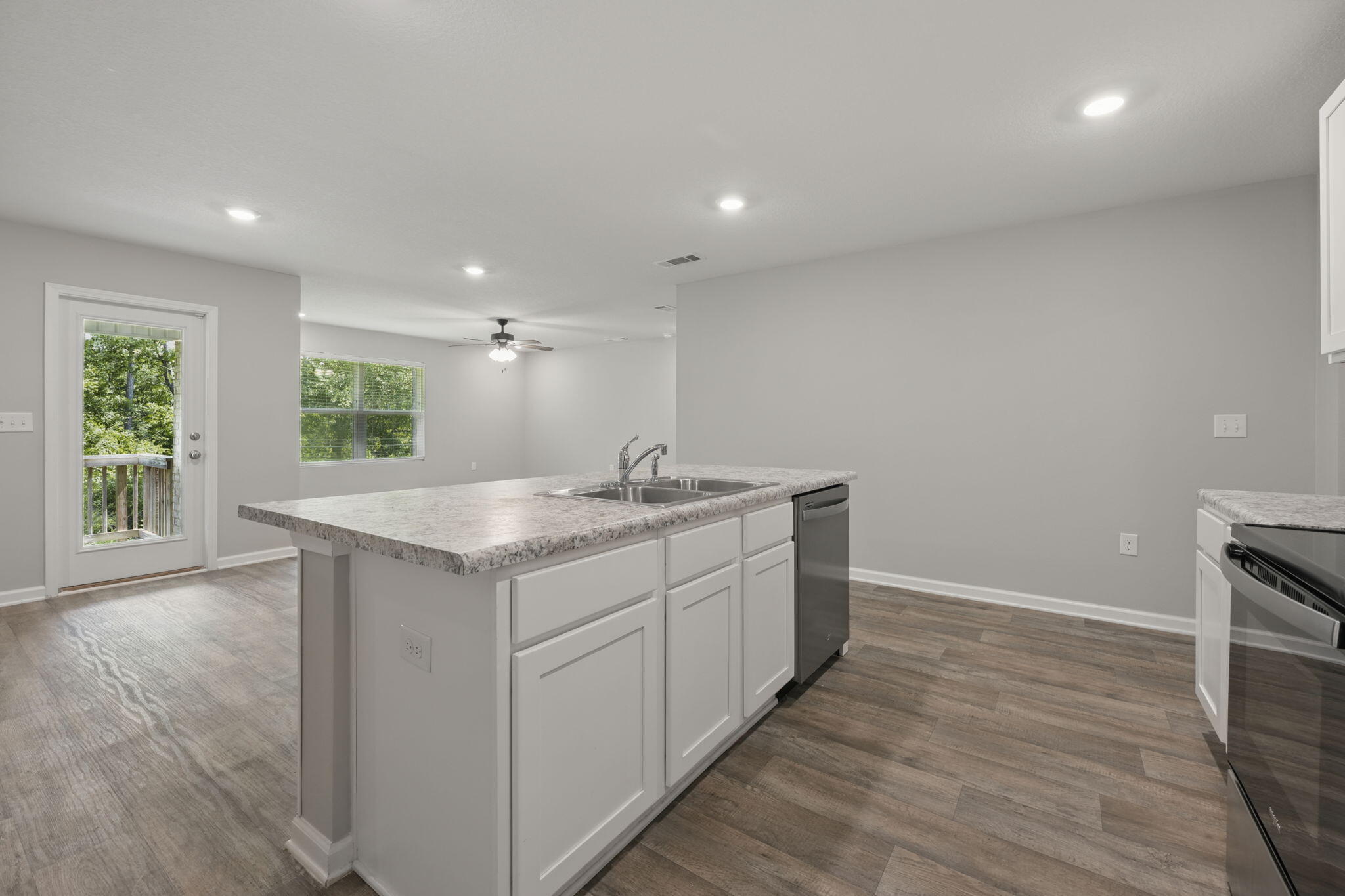 ASHTIN ESTATES - Residential
