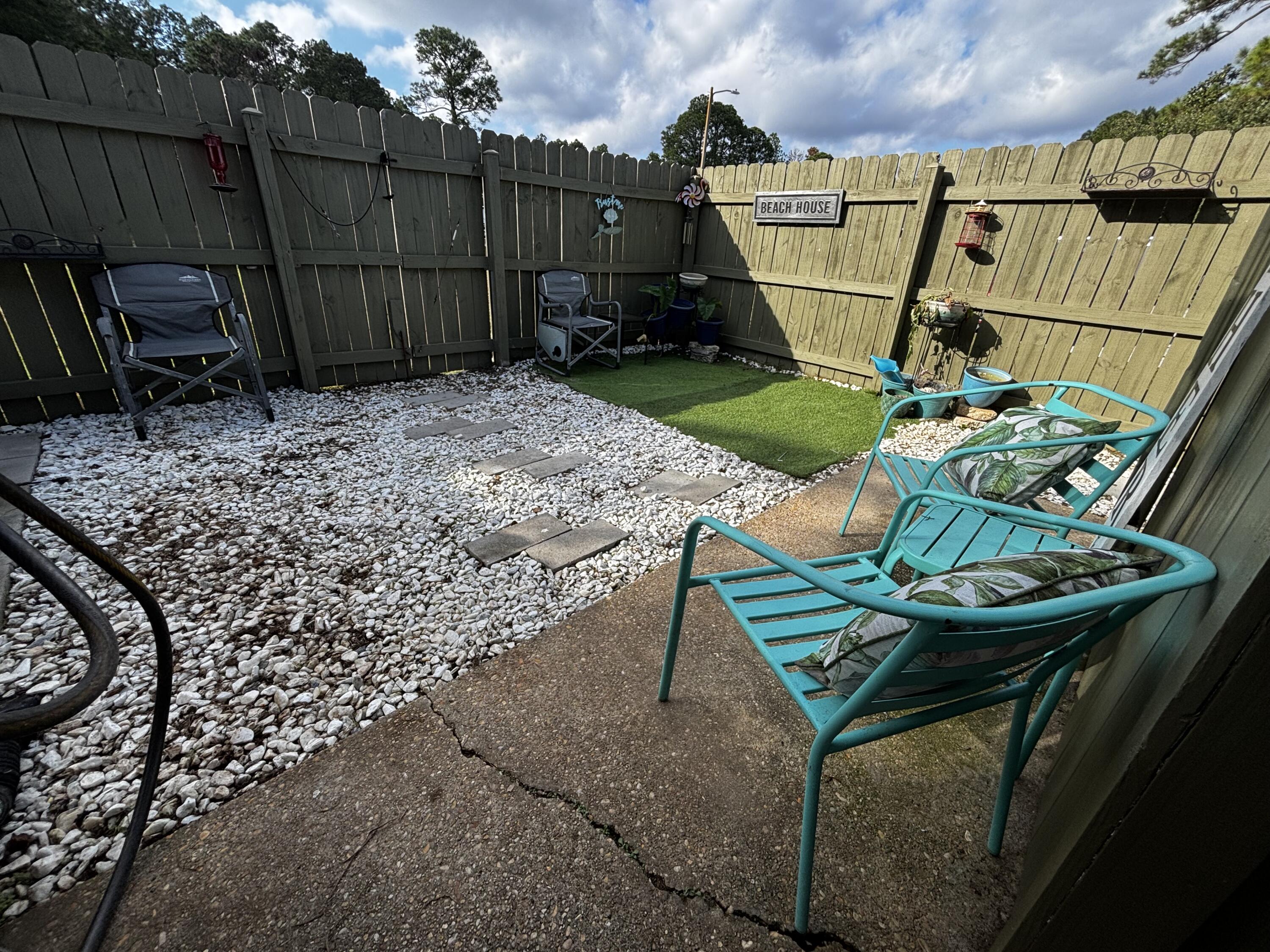 LAGO VISTA - Residential