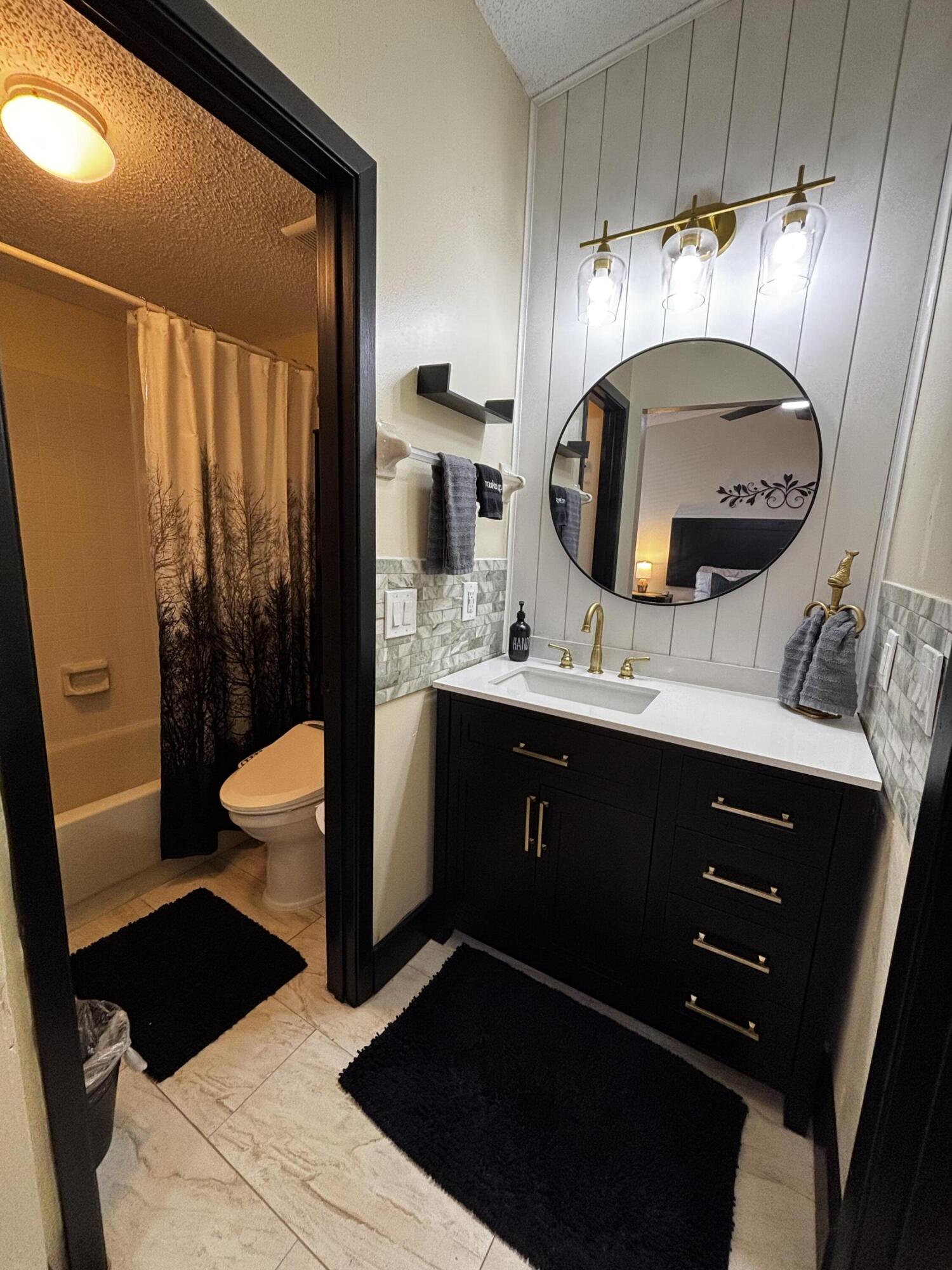 LAGO VISTA - Residential