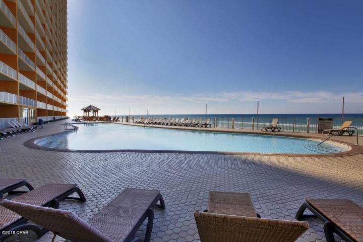 TREASURE ISLAND - Residential