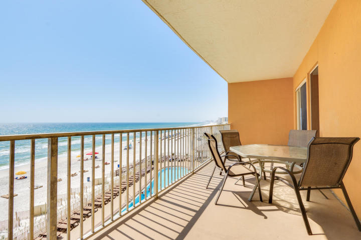 TREASURE ISLAND - Residential