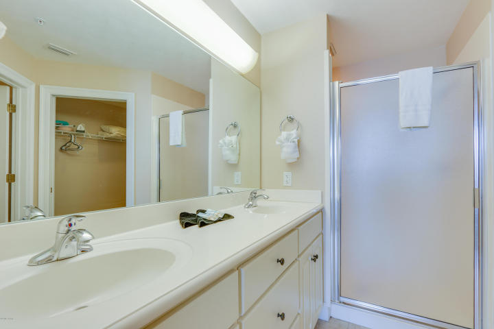 TREASURE ISLAND - Residential