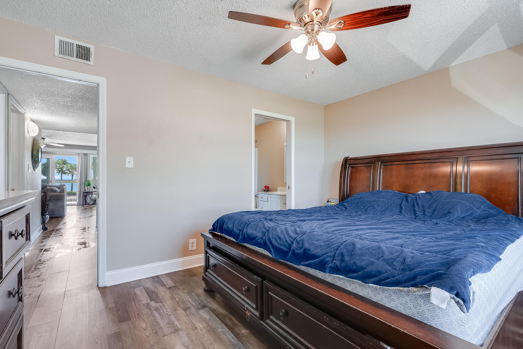 SUNCHASE - Residential
