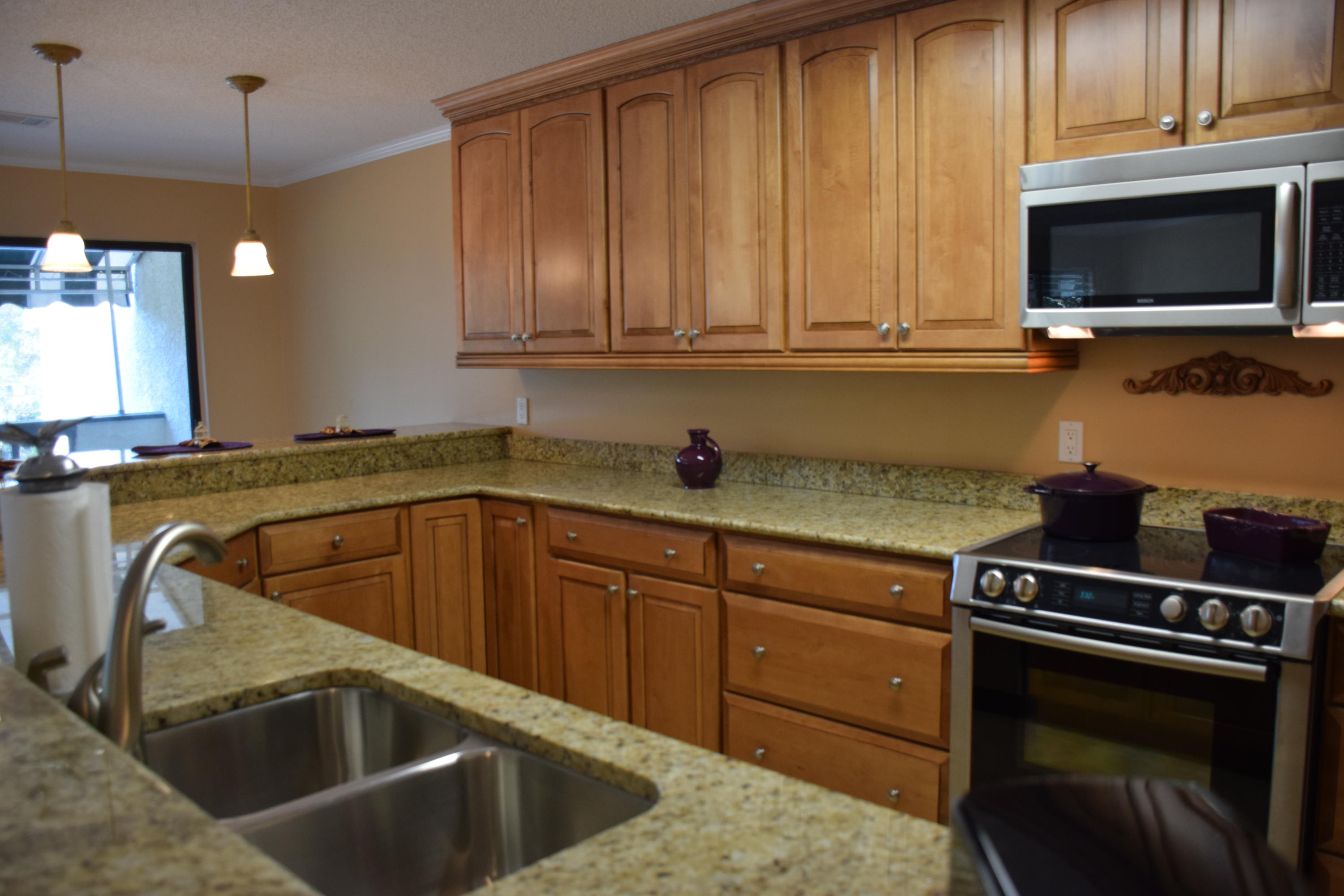 LAKESIDE CONDO AT BLUEWATER BAY - Residential