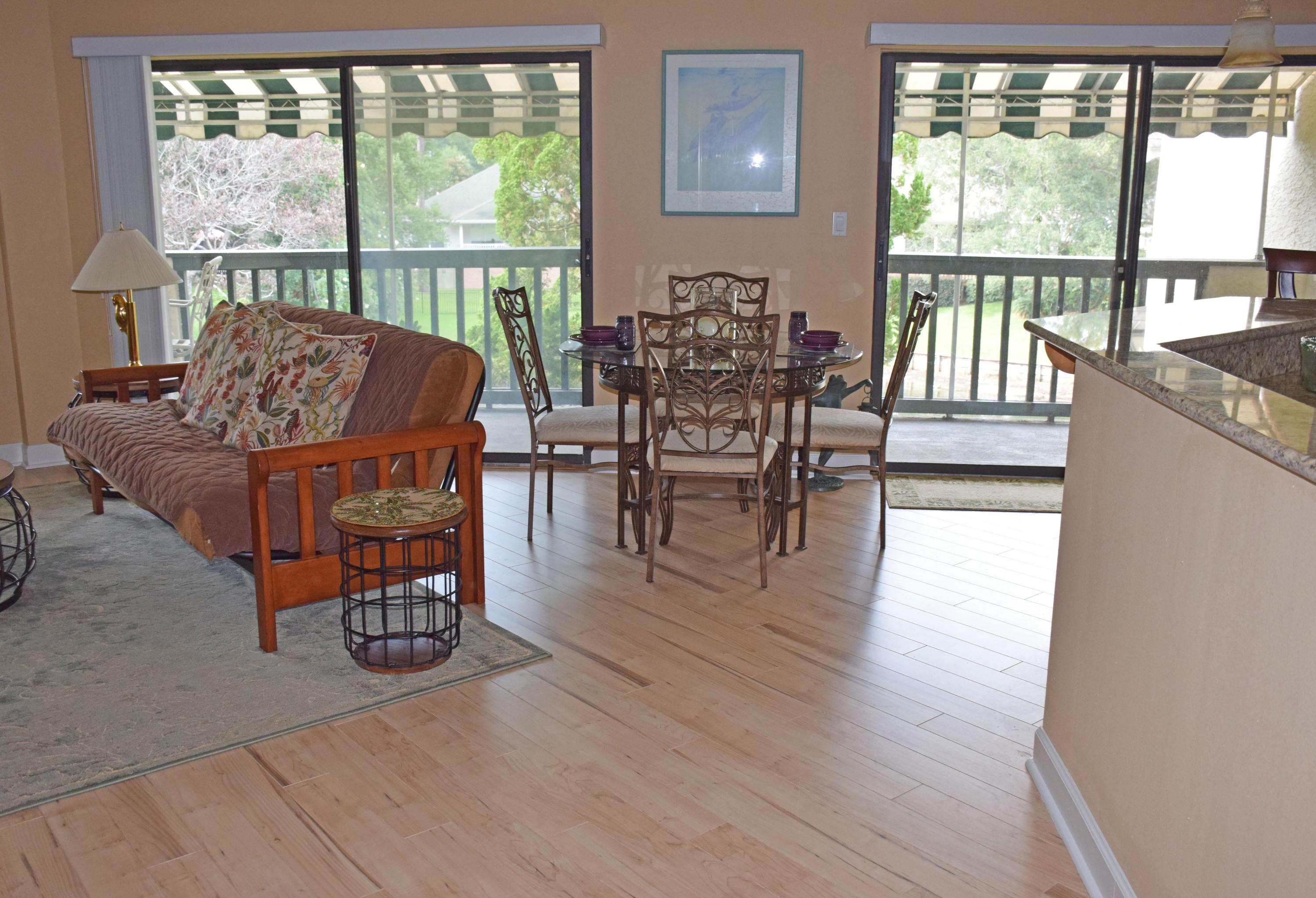 LAKESIDE CONDO AT BLUEWATER BAY - Residential