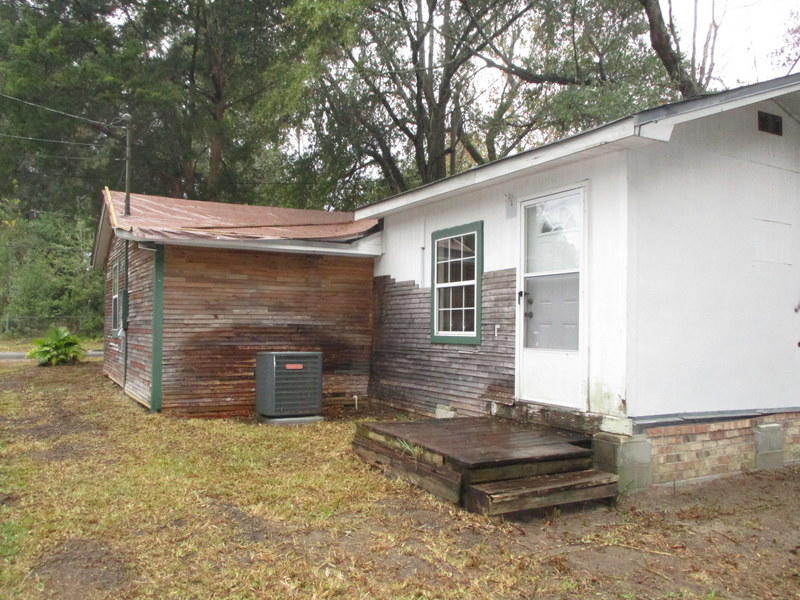 CRESTVIEW - Residential