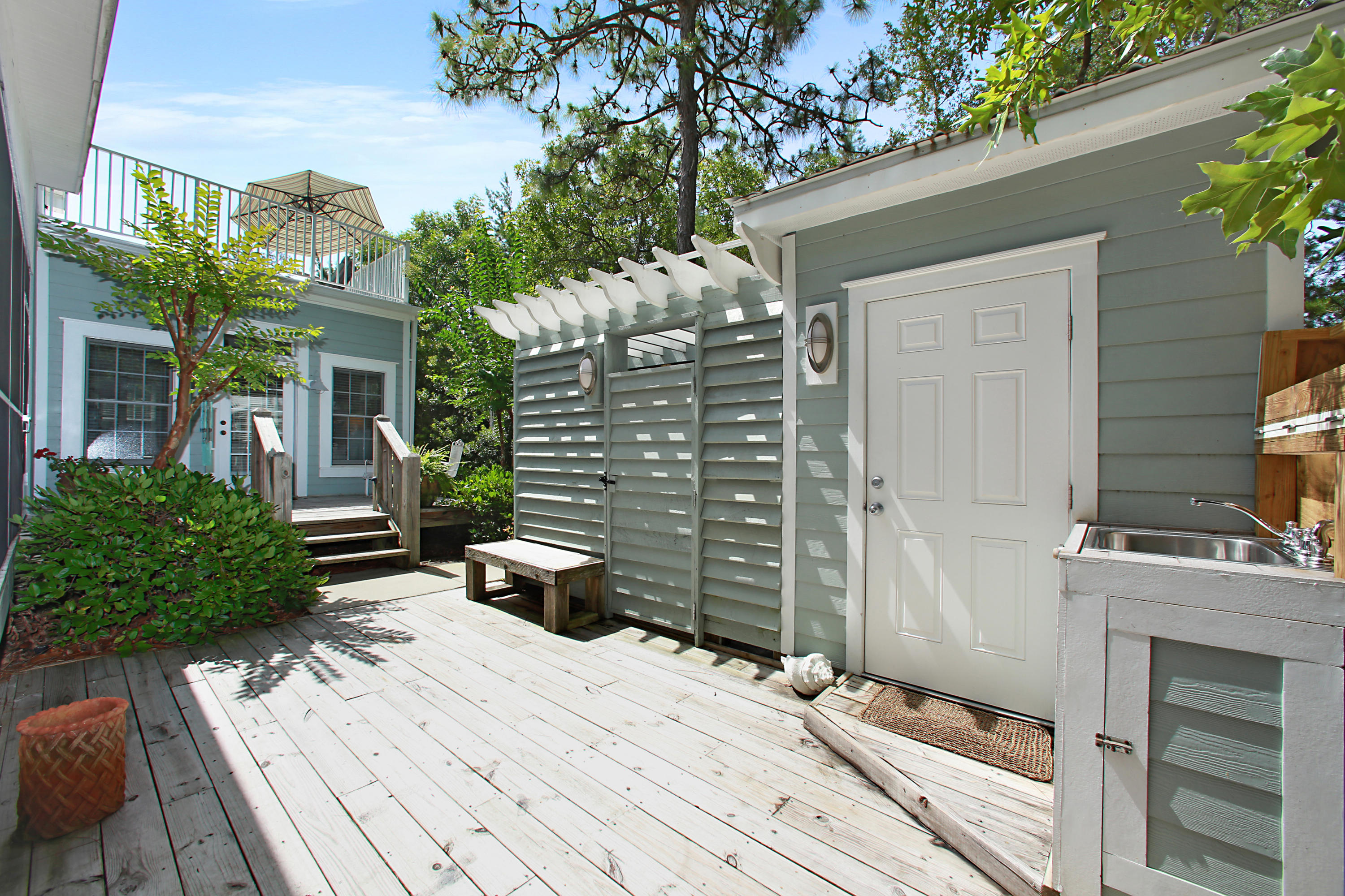 WHITES GULFVIEW ESTATES 2ND ADDN - Residential