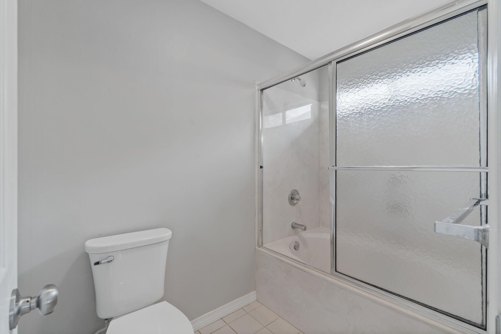 BAYSIDE - Residential Lease