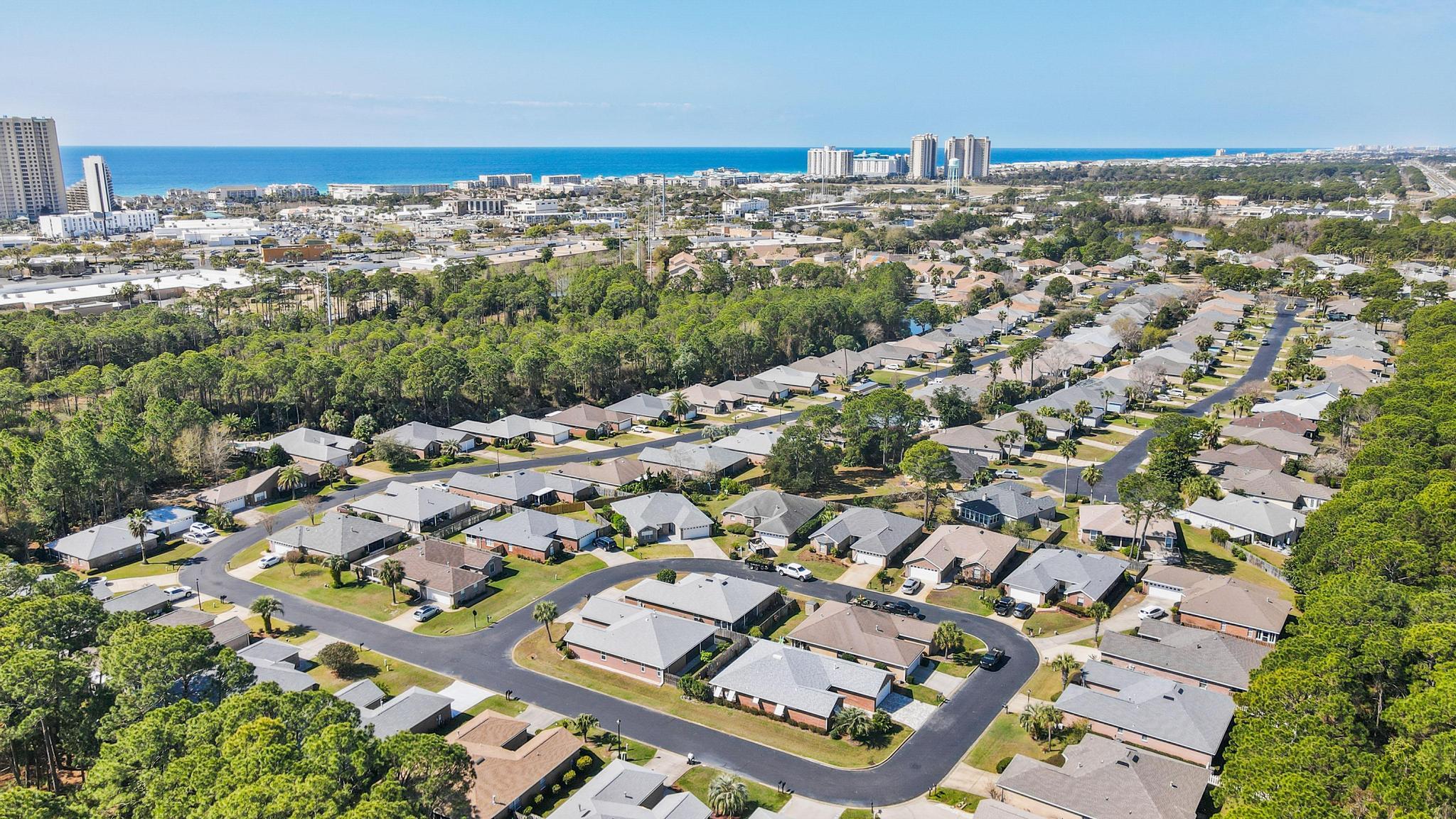 BAYSIDE - Residential Lease