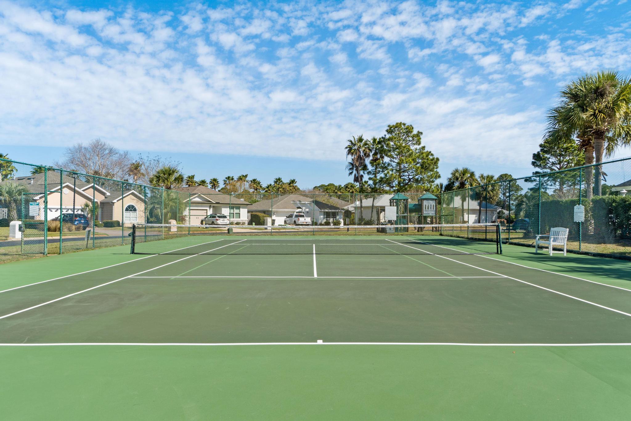 BAYSIDE - Residential Lease