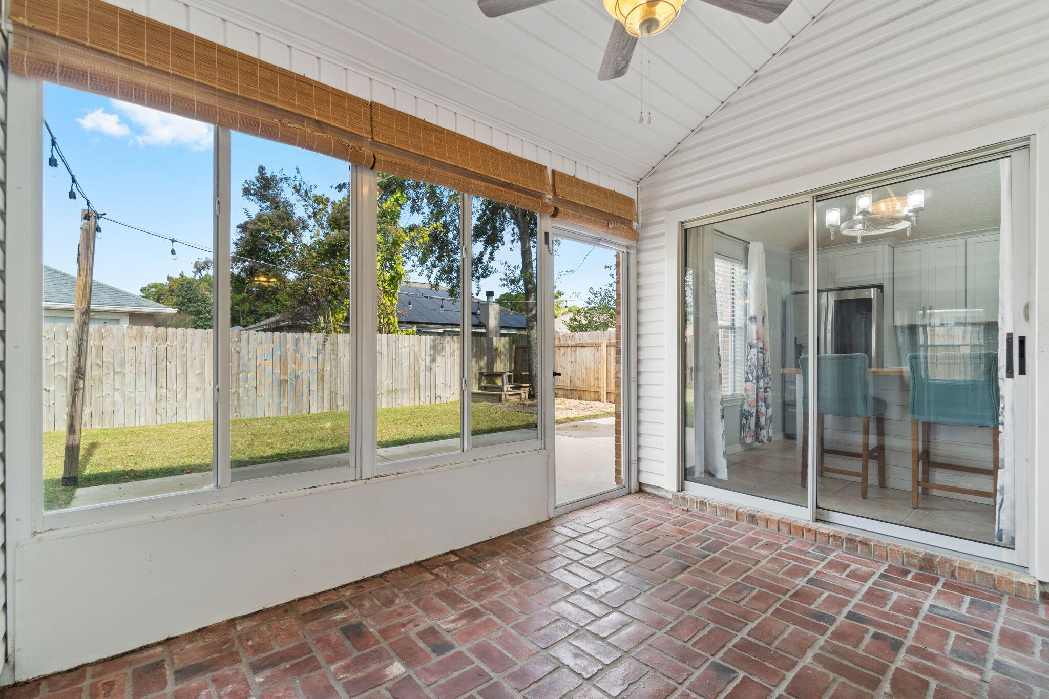 BAYSIDE - Residential Lease