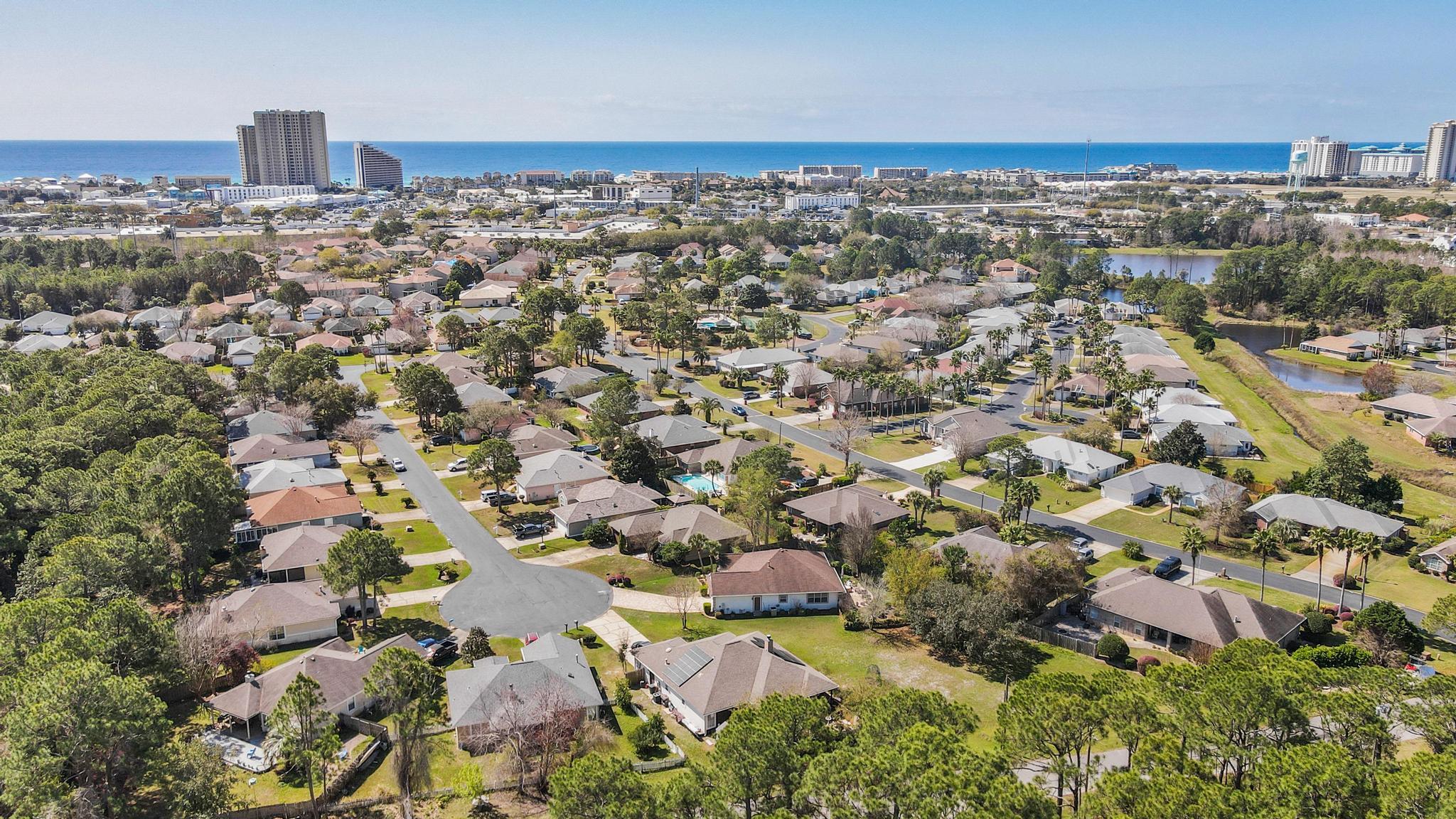 BAYSIDE - Residential Lease