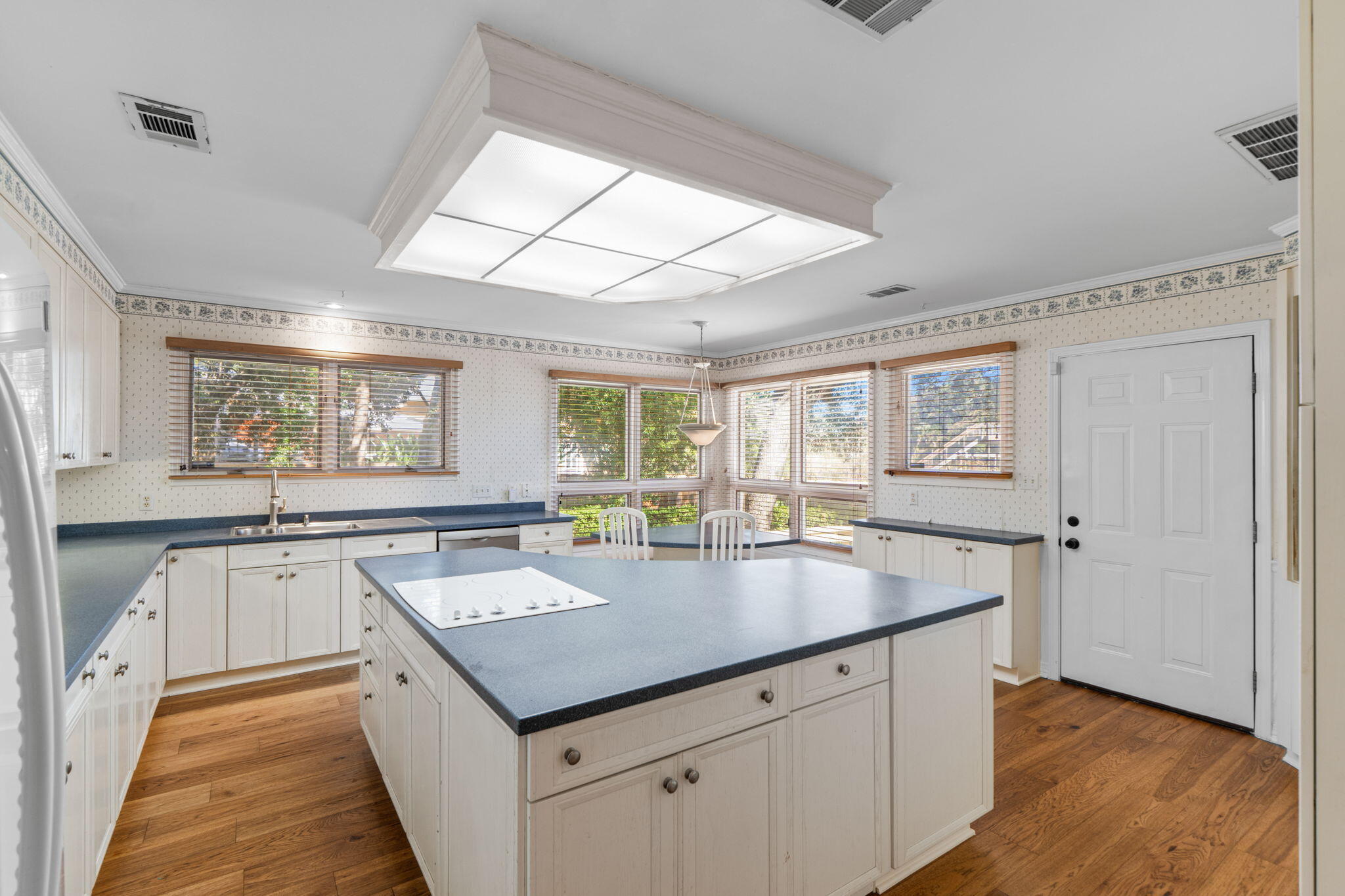 NONESUCH WAY - Residential