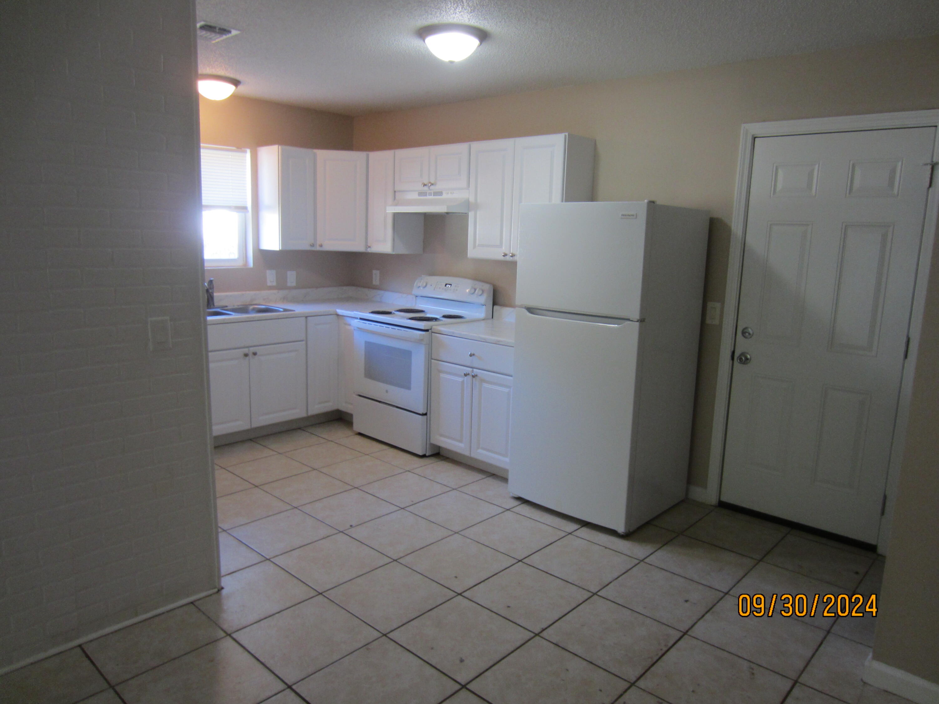 NO RECORDED PROJECT - Residential