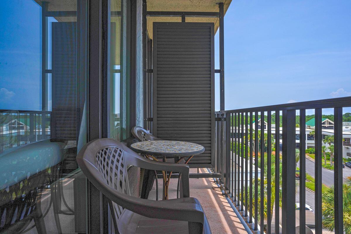 BAYSIDE CONDO SANDESTIN - Residential