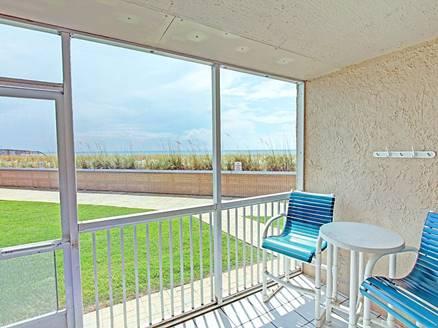 HOLIDAY SURF & RACQUET CLUB - Residential