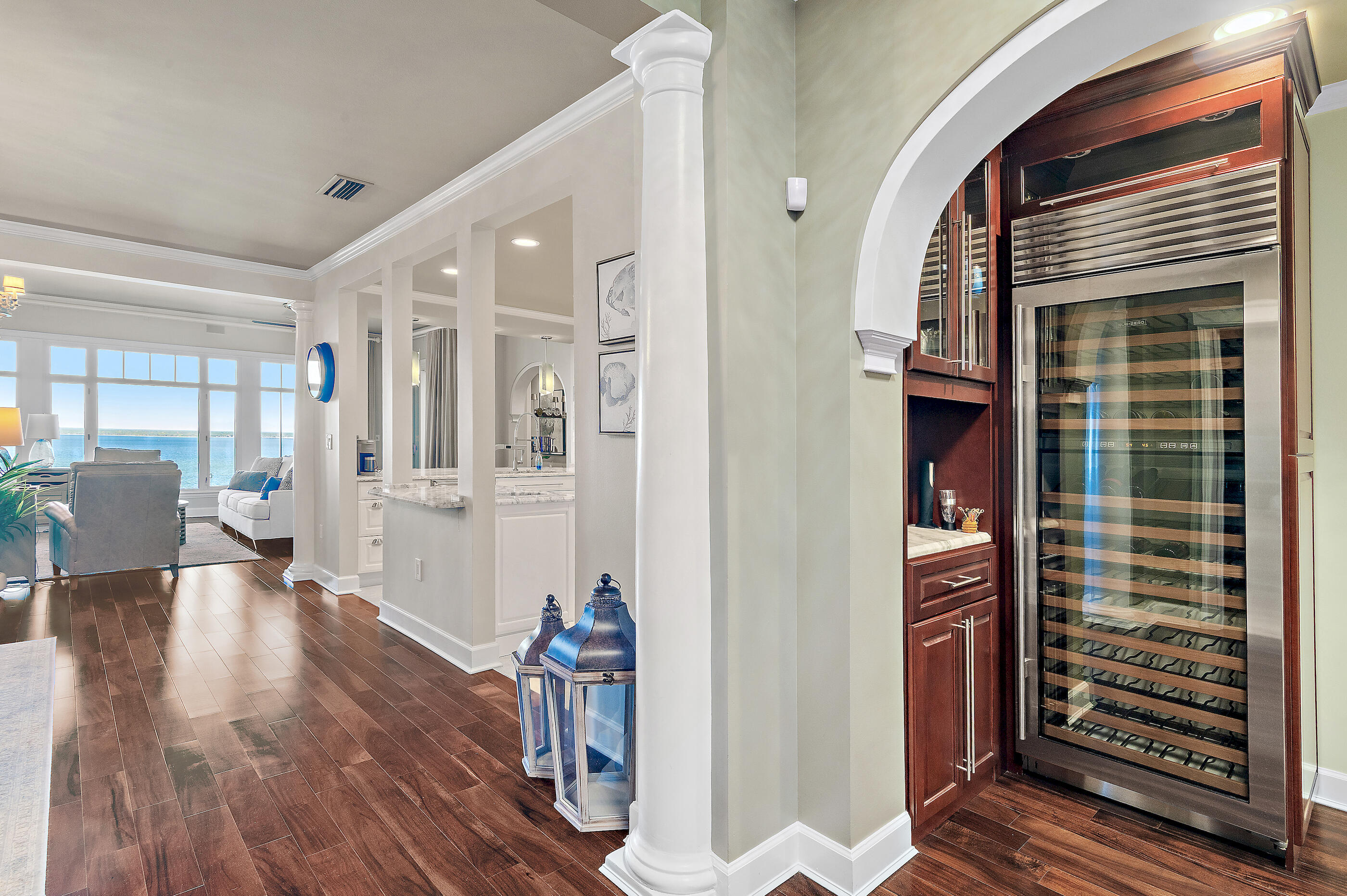 ONE WATER PLACE AT KELLY PLANTATION - Residential