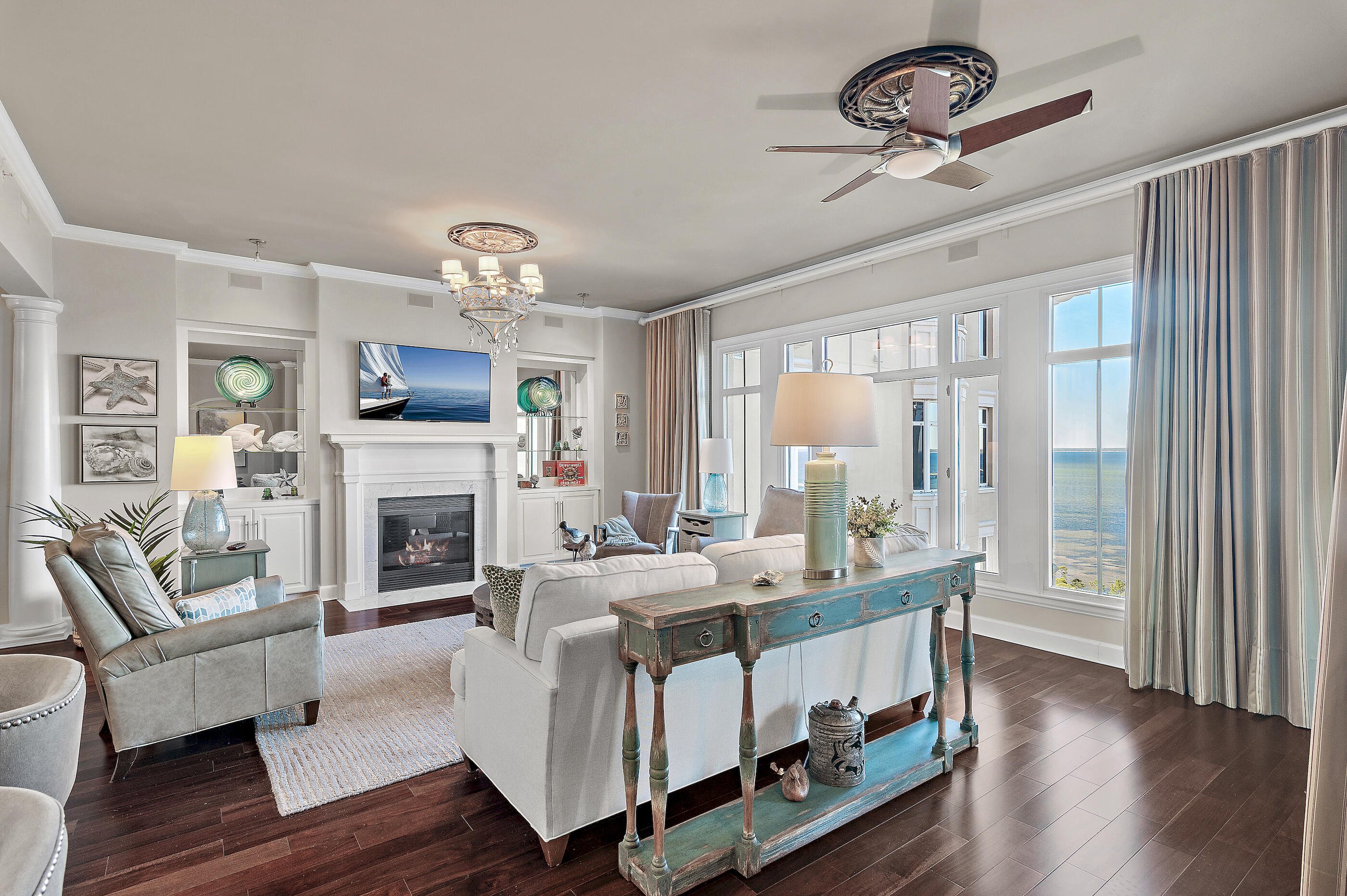 ONE WATER PLACE AT KELLY PLANTATION - Residential