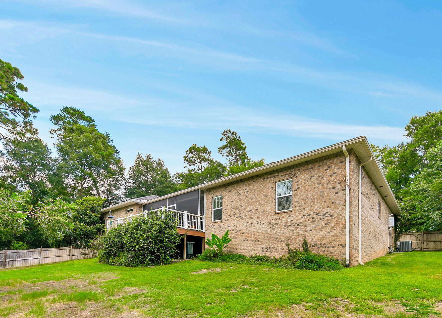 ROCKY BAYOU COUNTRY CLUB ESTATES 11 - Residential