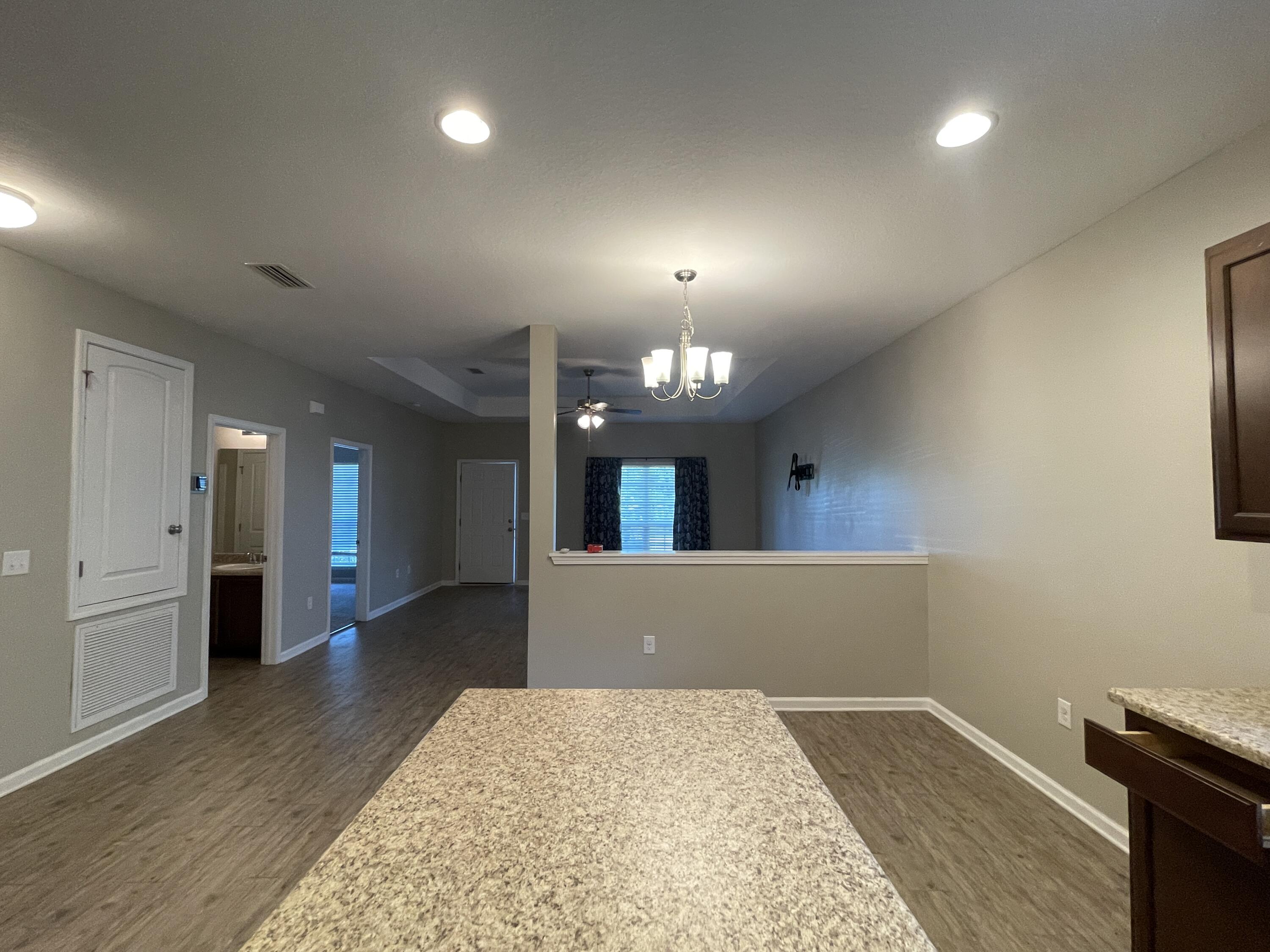 HAMMOCK BAY - Residential Lease