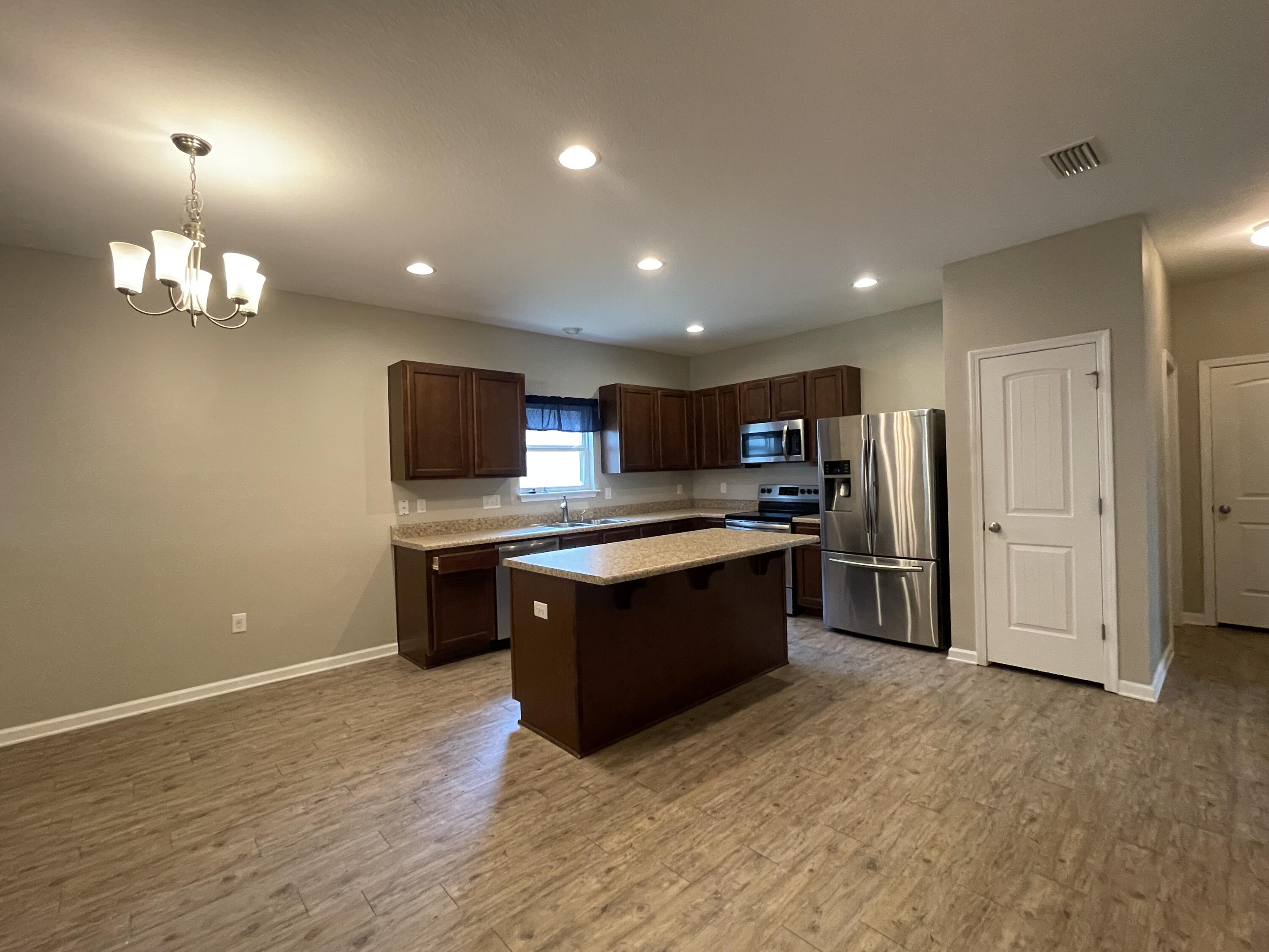 HAMMOCK BAY - Residential Lease