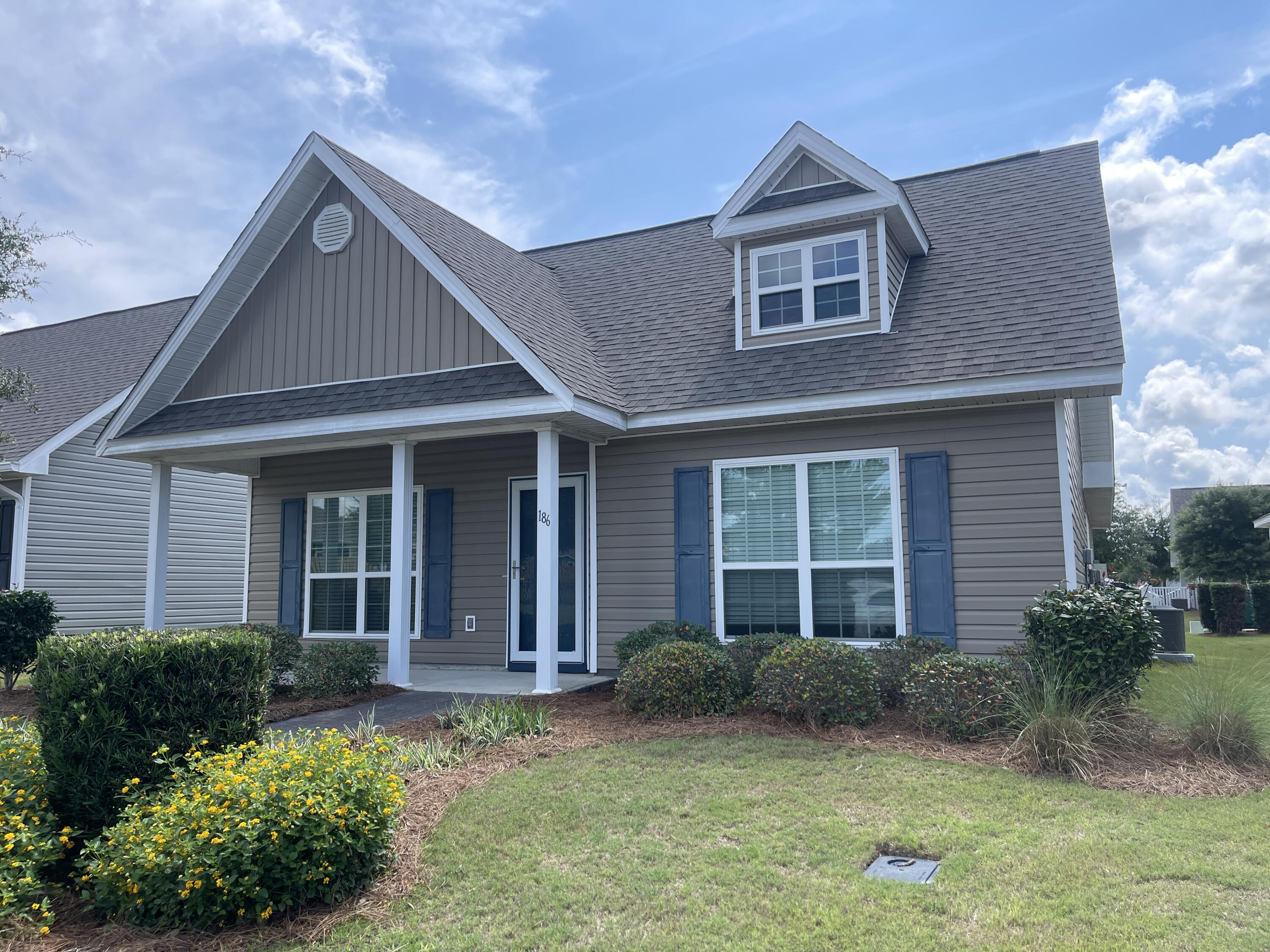 HAMMOCK BAY - Residential Lease