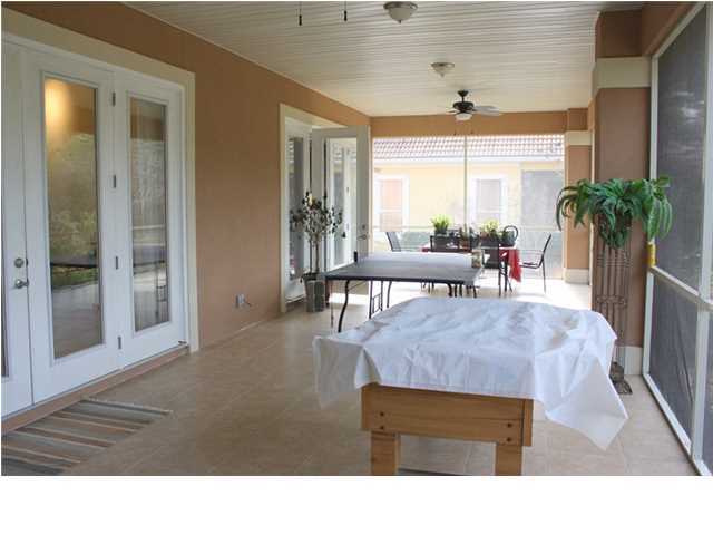 REGATTA BAY - Residential