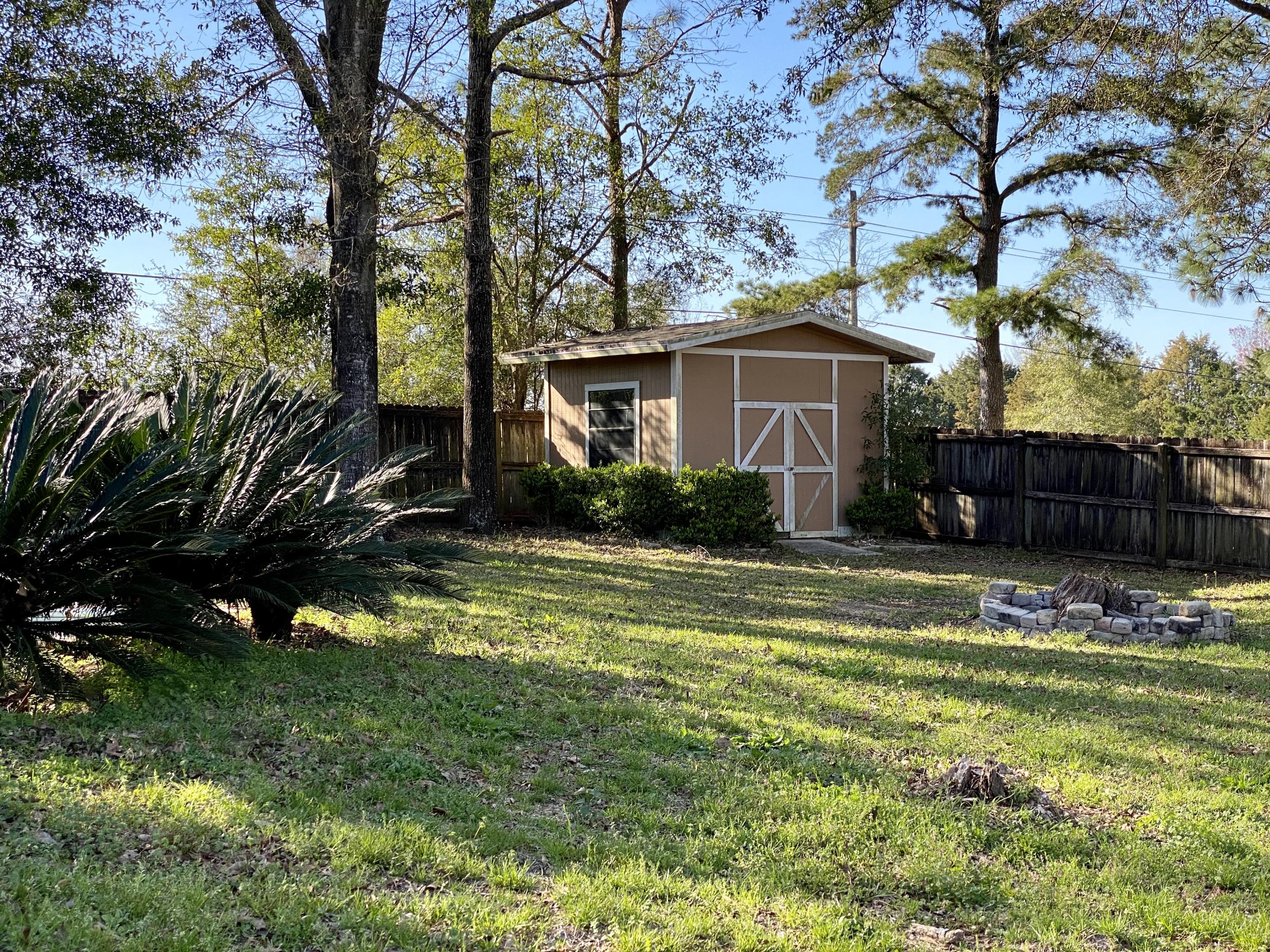 ROLLING HILLS ESTATES - Residential