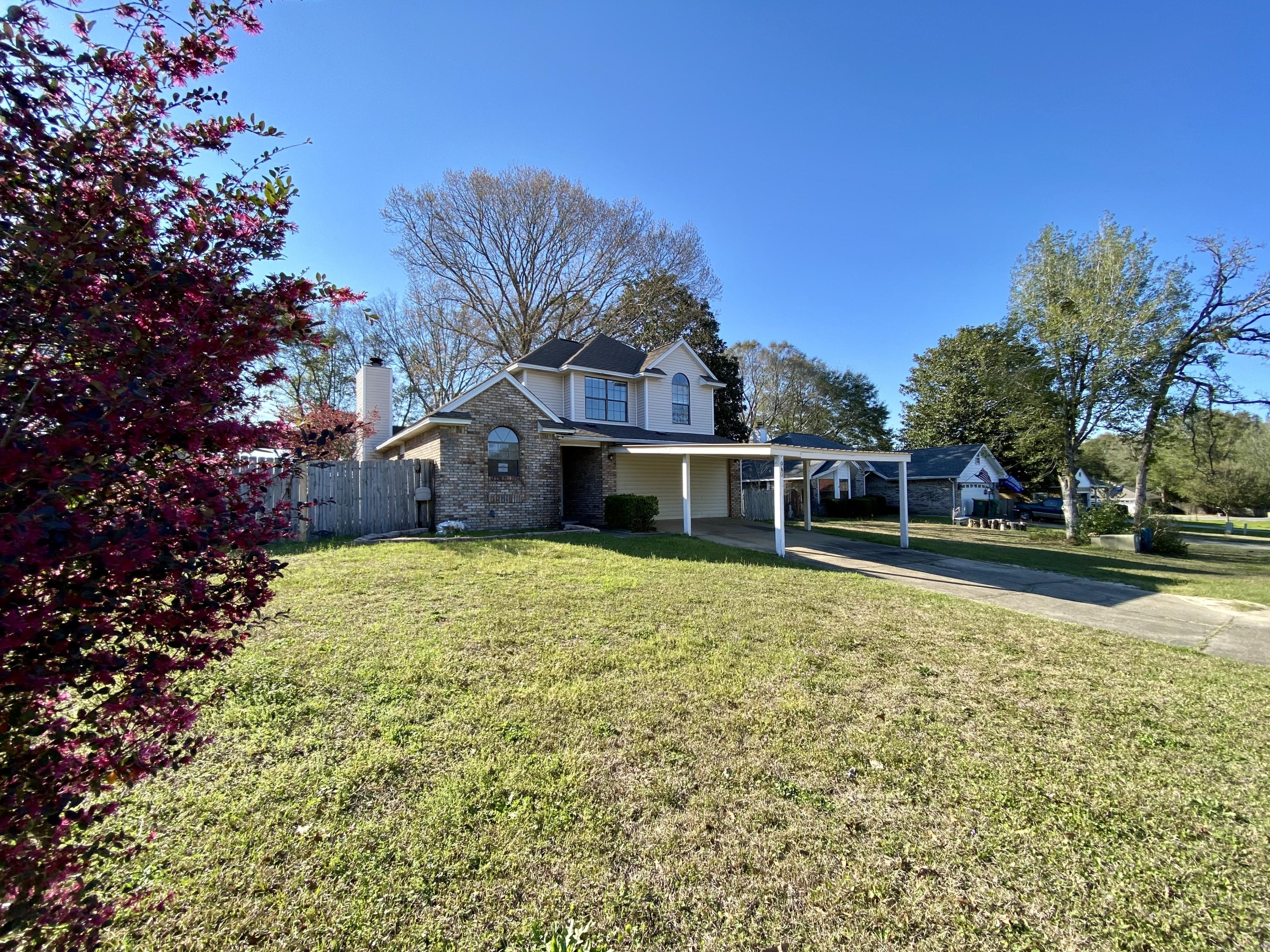 ROLLING HILLS ESTATES - Residential