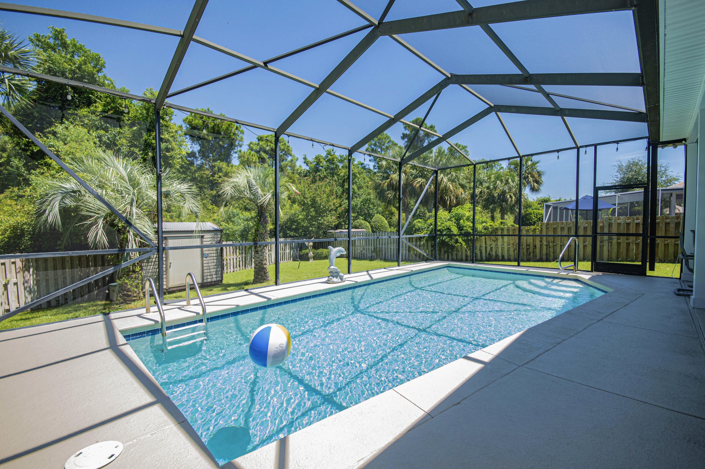 Summer Breeze - Residential