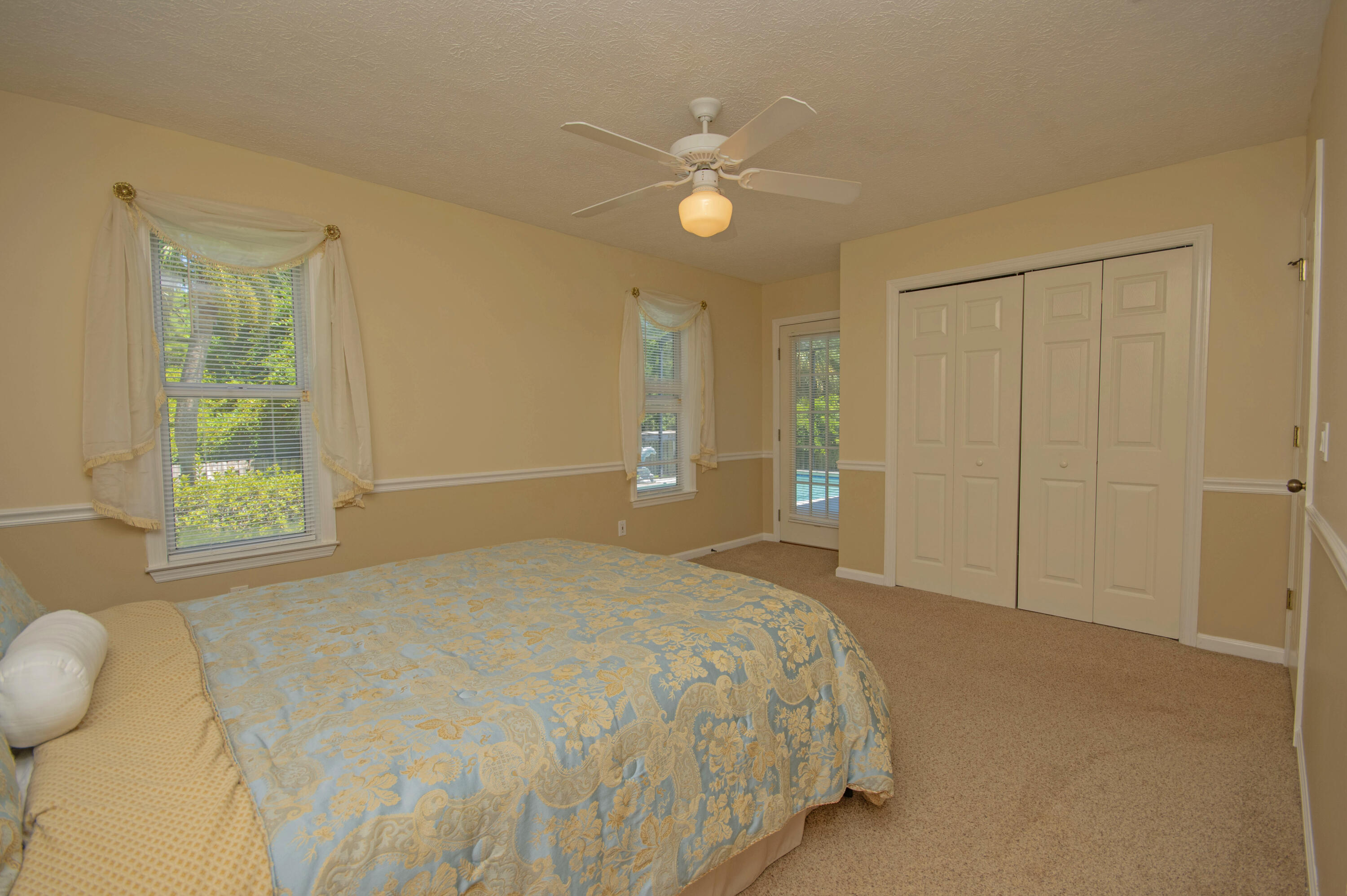 Summer Breeze - Residential