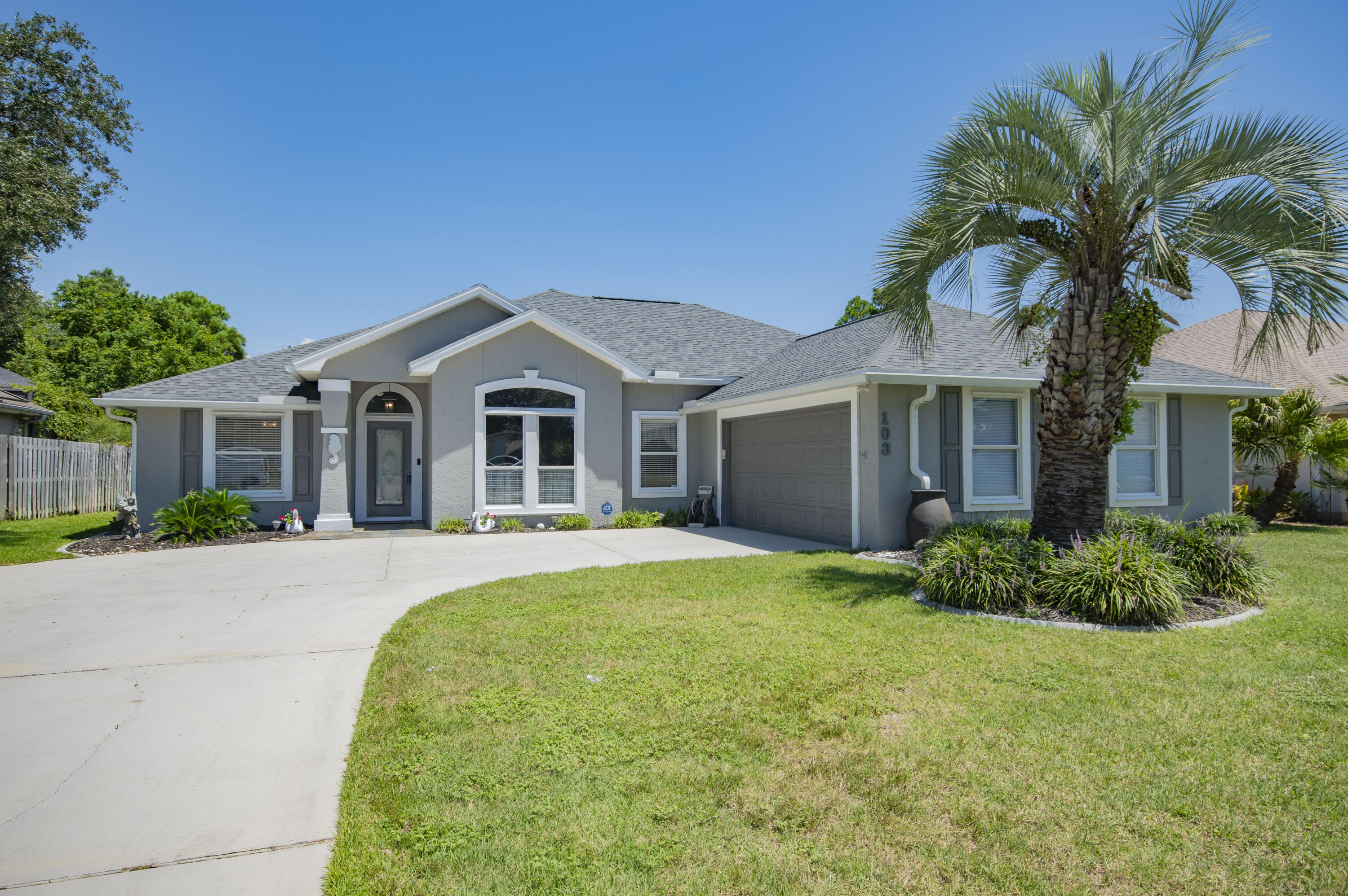 Summer Breeze - Residential