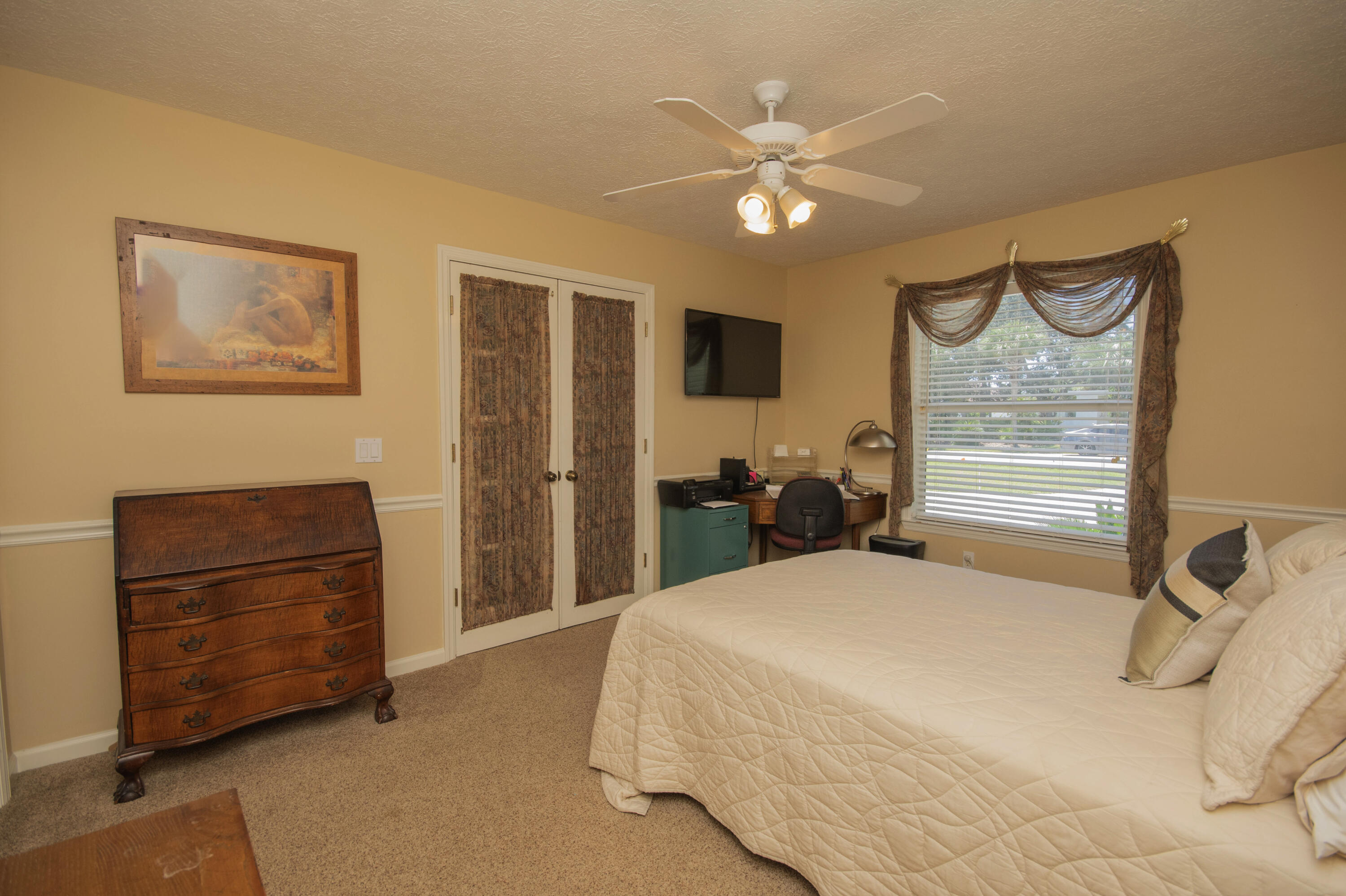 Summer Breeze - Residential
