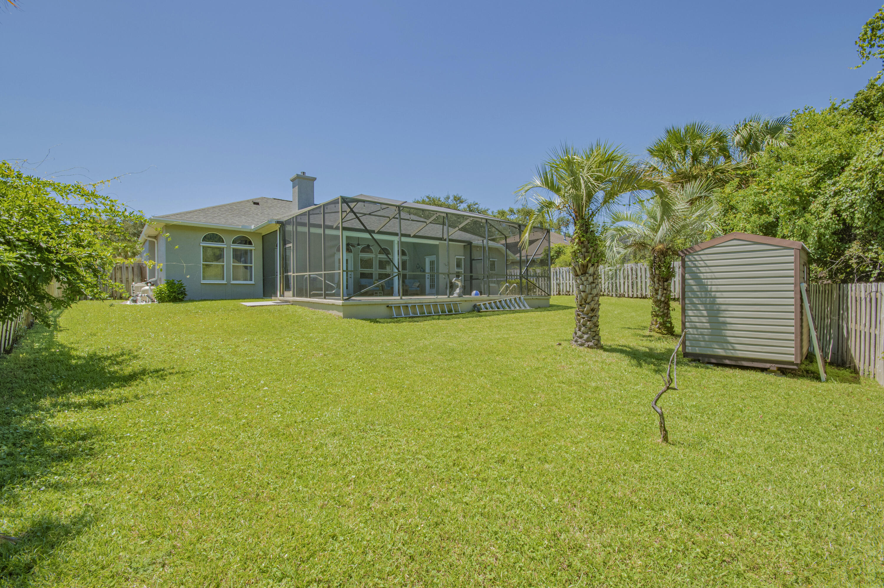 Summer Breeze - Residential